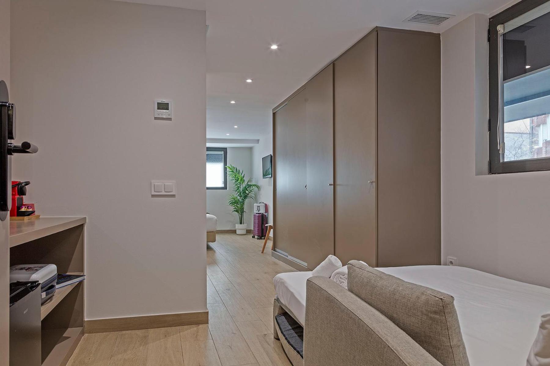 Basic Triple Room