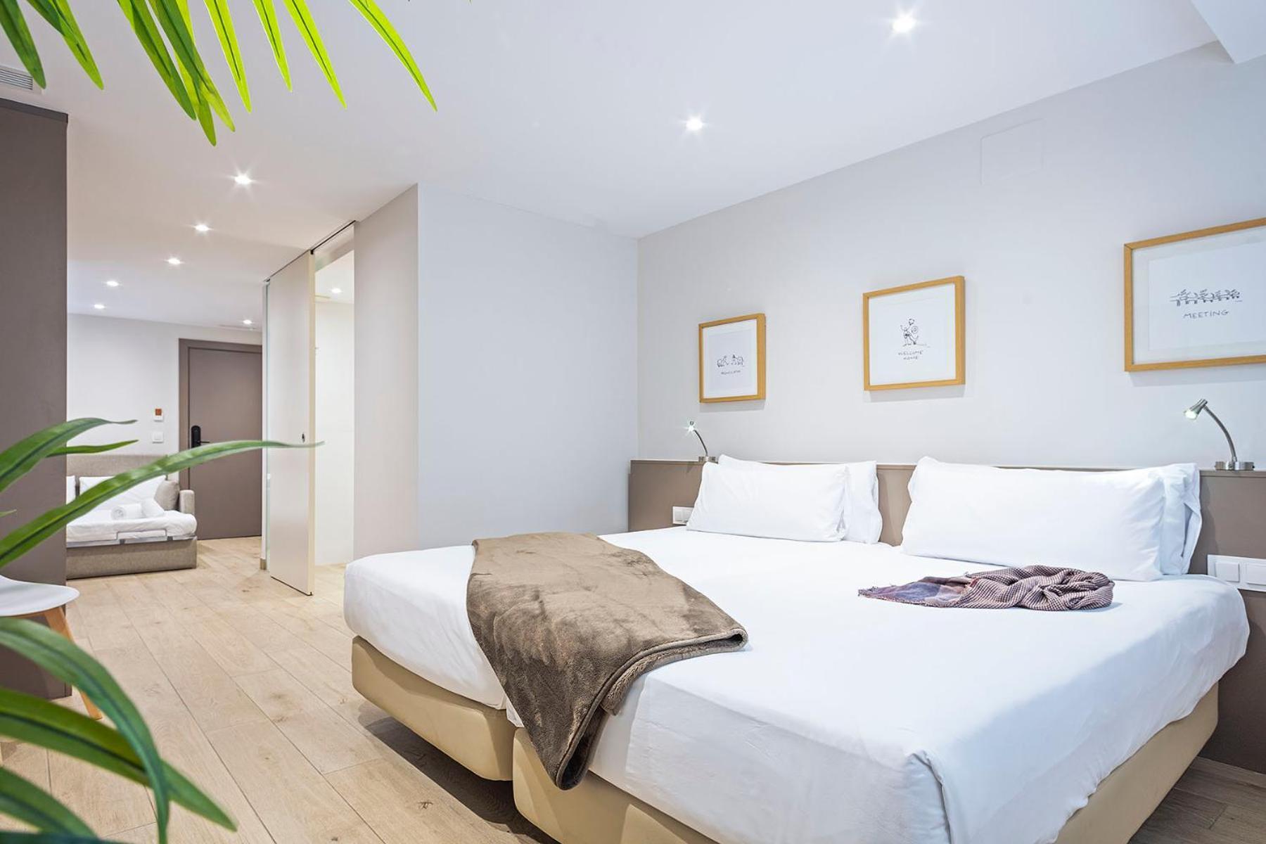 Basic Triple Room