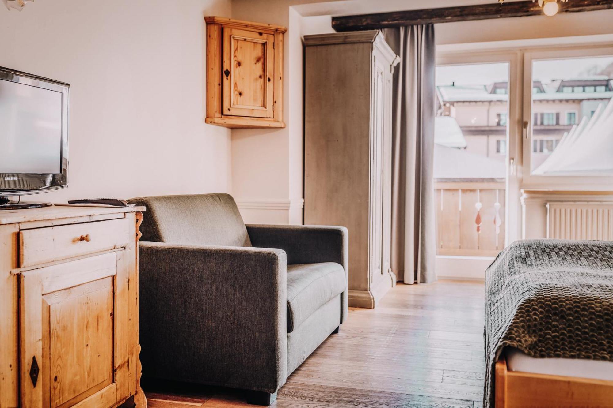 Double Room with Balcony (2 Adults + 1 Child)