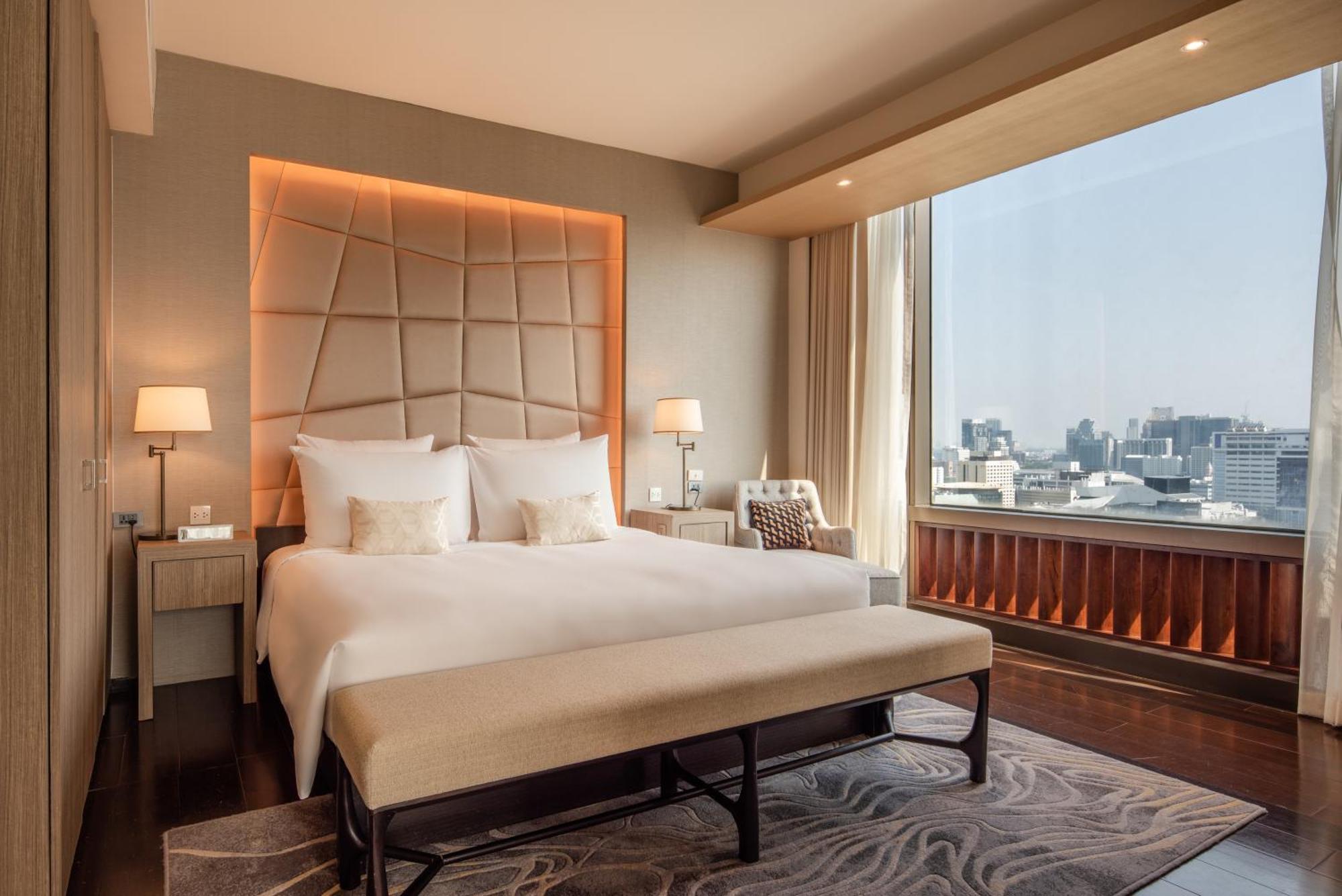 Executive Family Suite Piano Club Privilege