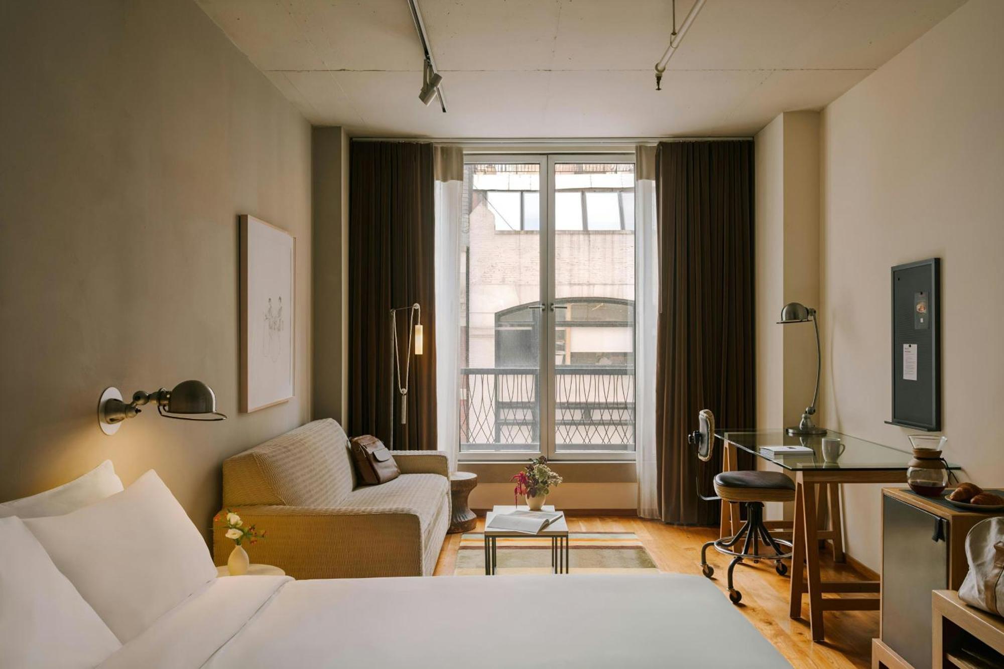Superior King Room with Sofa Bed