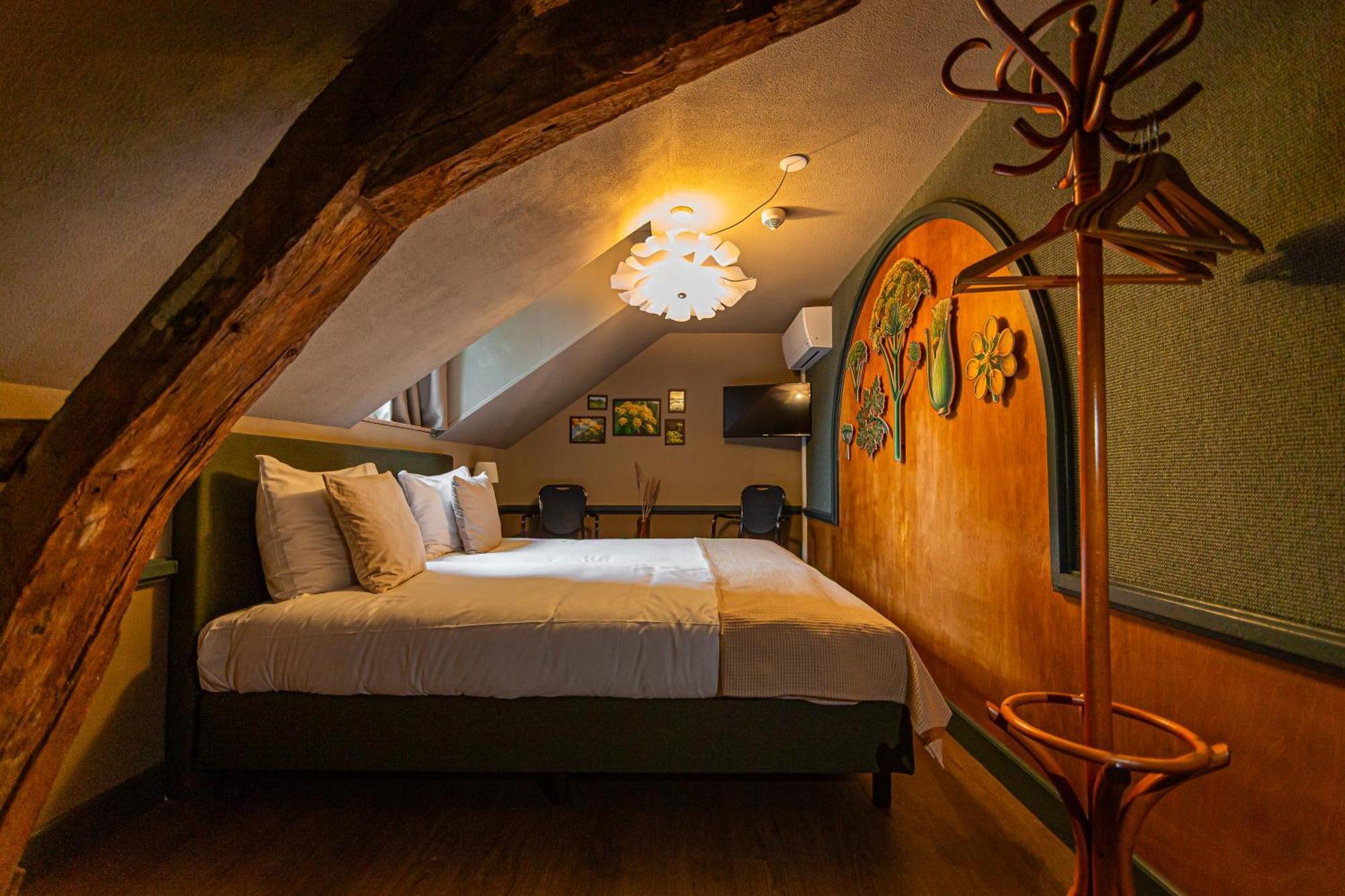 Economy Double or Twin Room