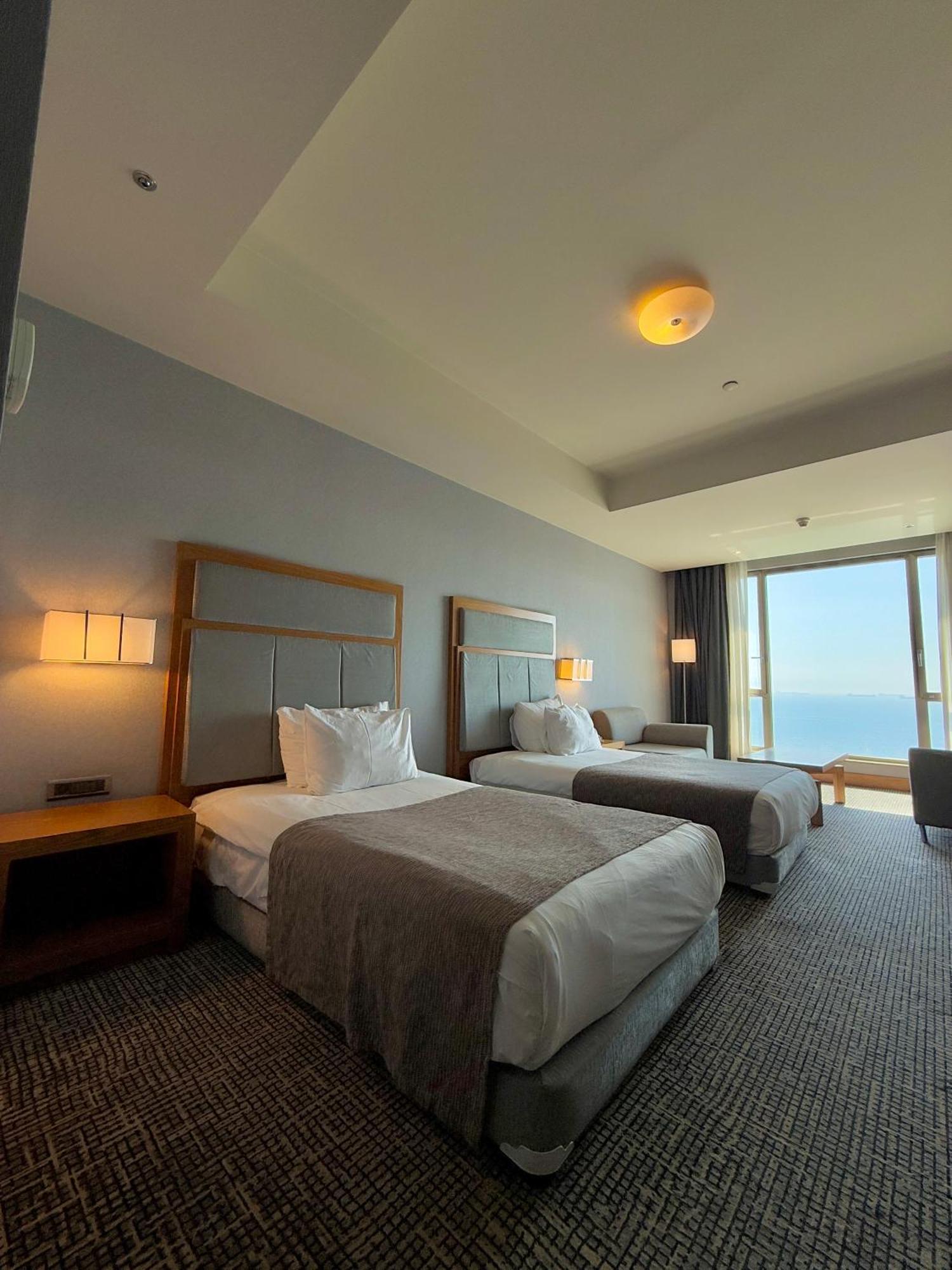 Standard Twin Room Sea View