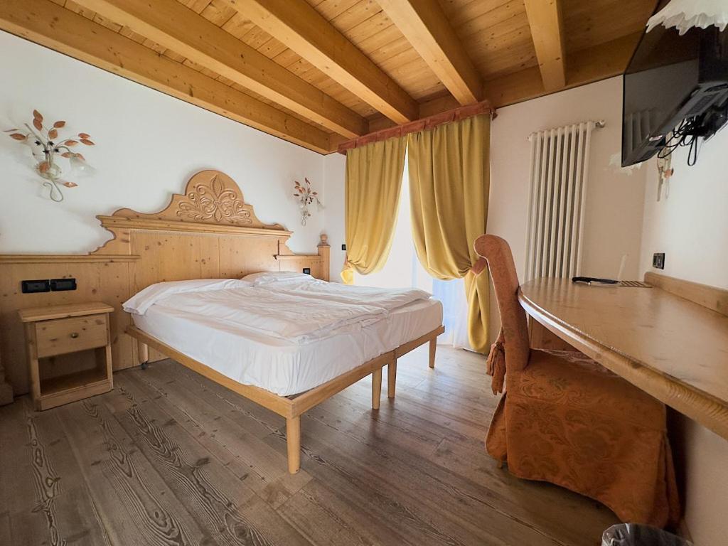 One-Bedroom Apartment Balcony