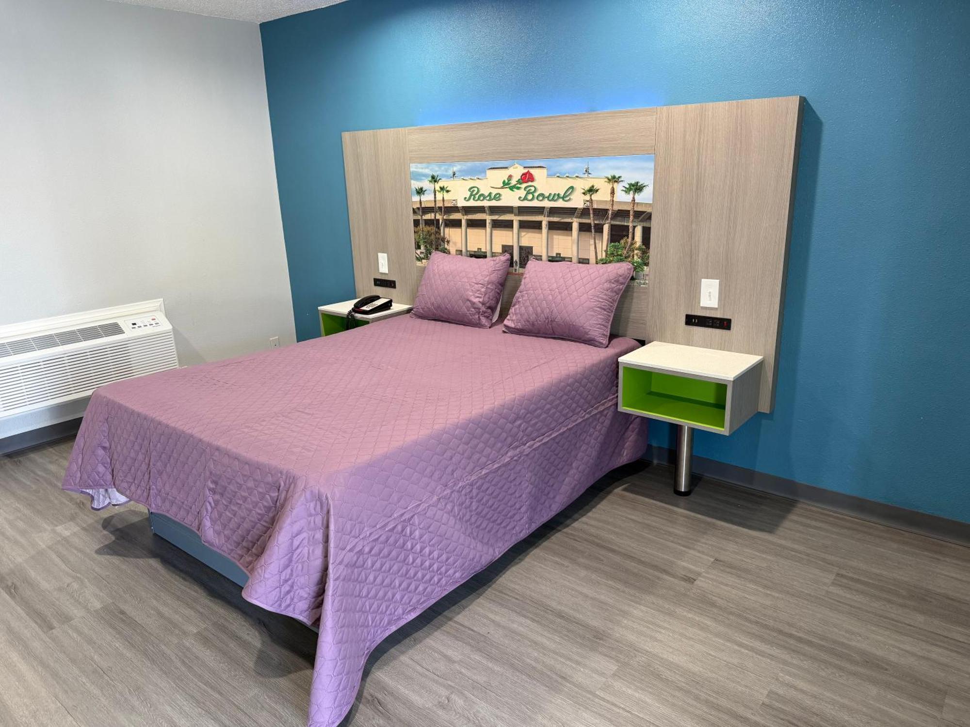 Queen Room