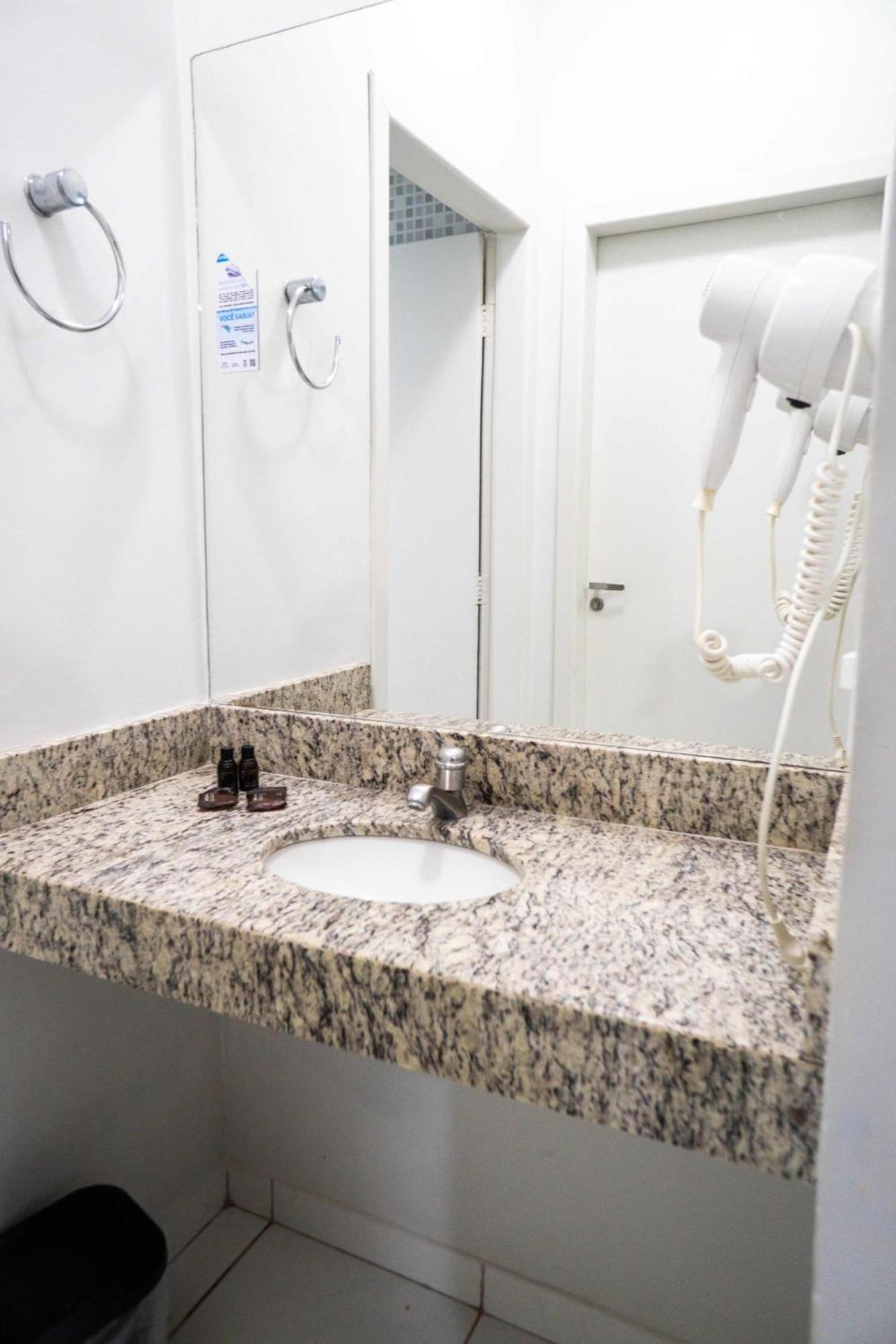 Junior Suite unlimited access to Lagoa Quente & Eco Praia