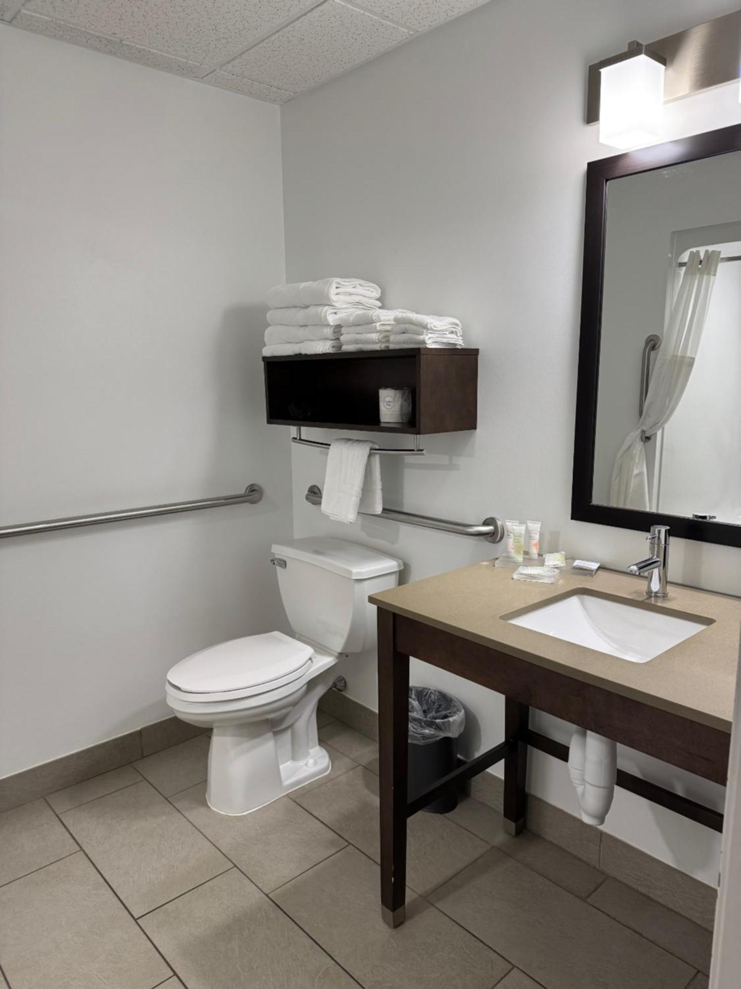 Queen Room Two Queen Beds Disability Access or Non-Smoking