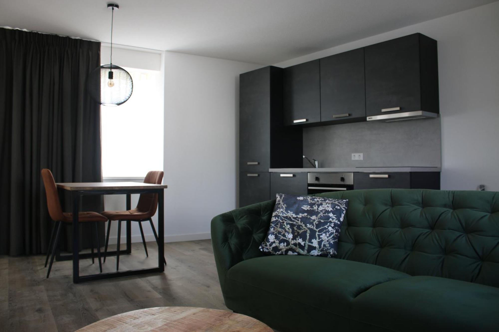 Deluxe Apartment