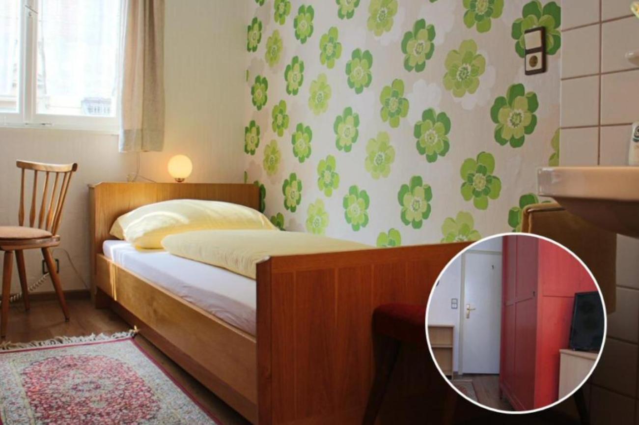 Single Room Shared Shower Toilet