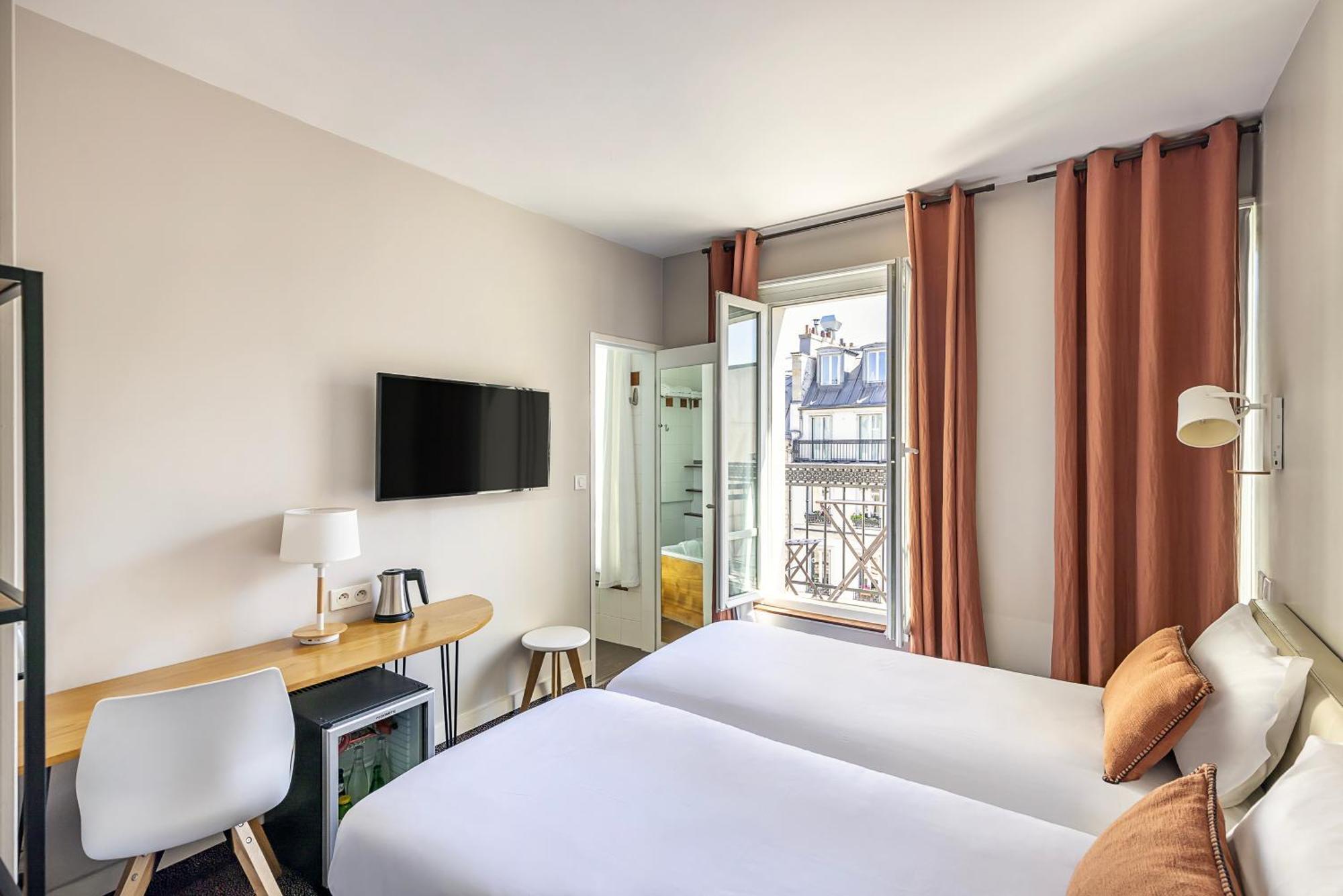 Comfort Twin Room