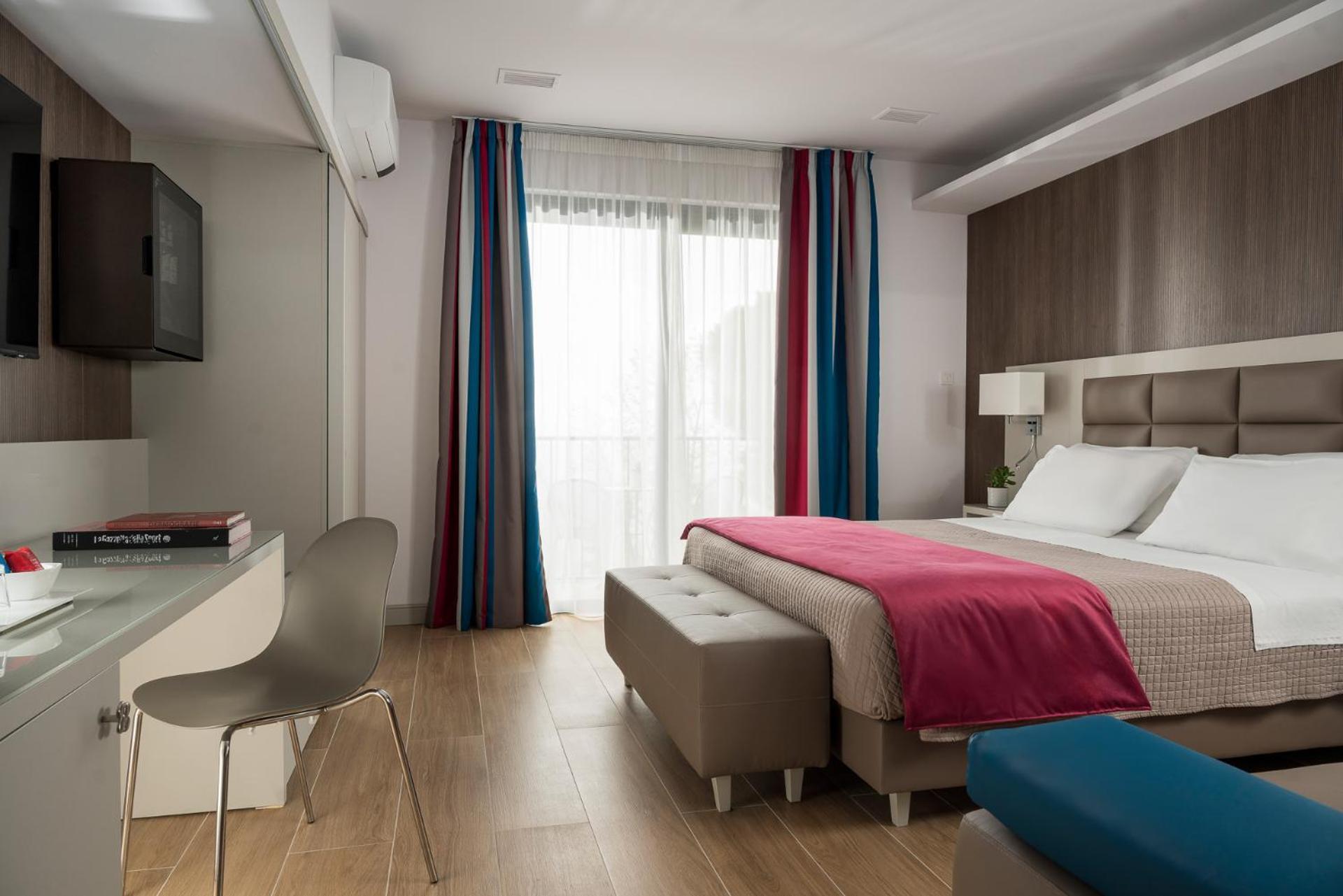 Superior Triple Room
