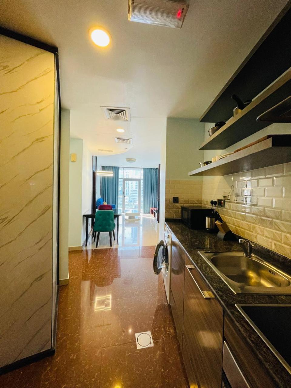 One-Bedroom Apartment Marina View