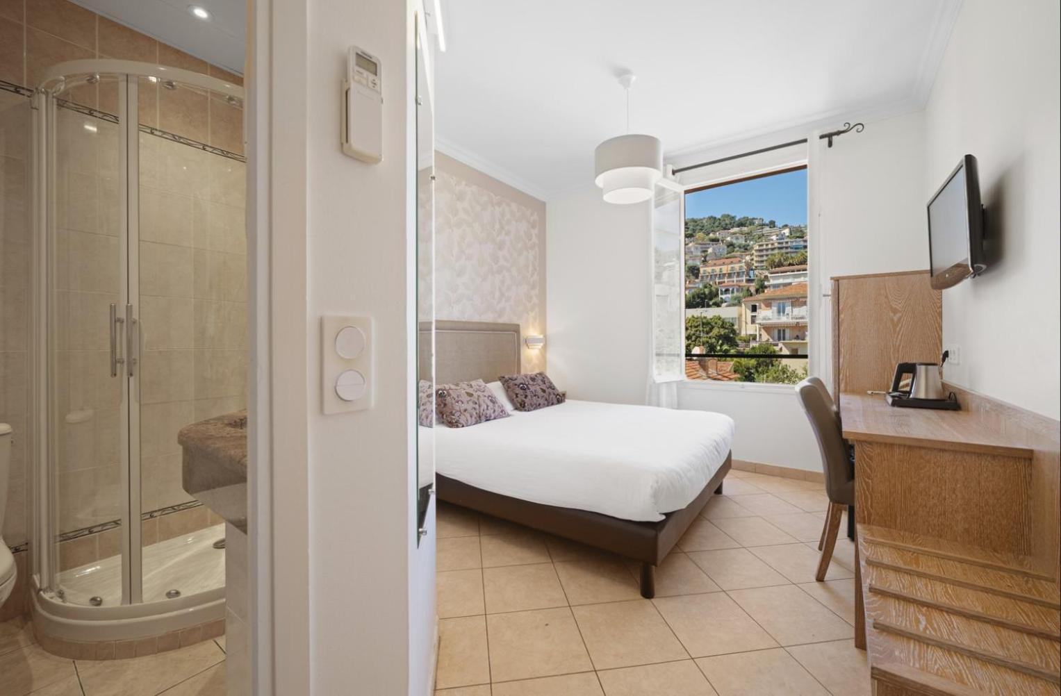 Double Room Garden View