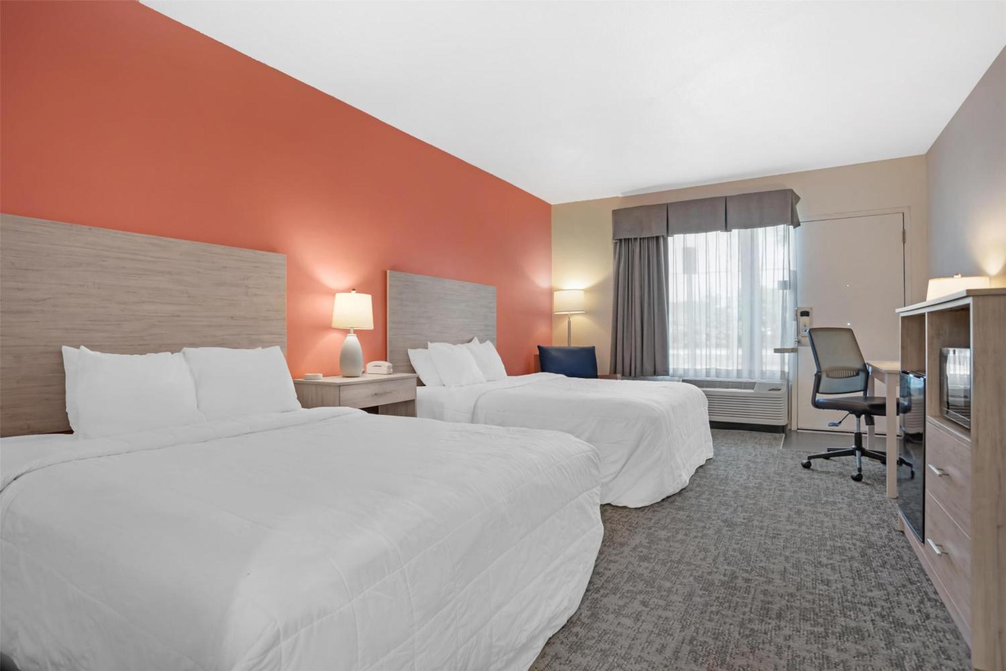Queen Room Two Queen Beds Mobility Accessible Roll Shower