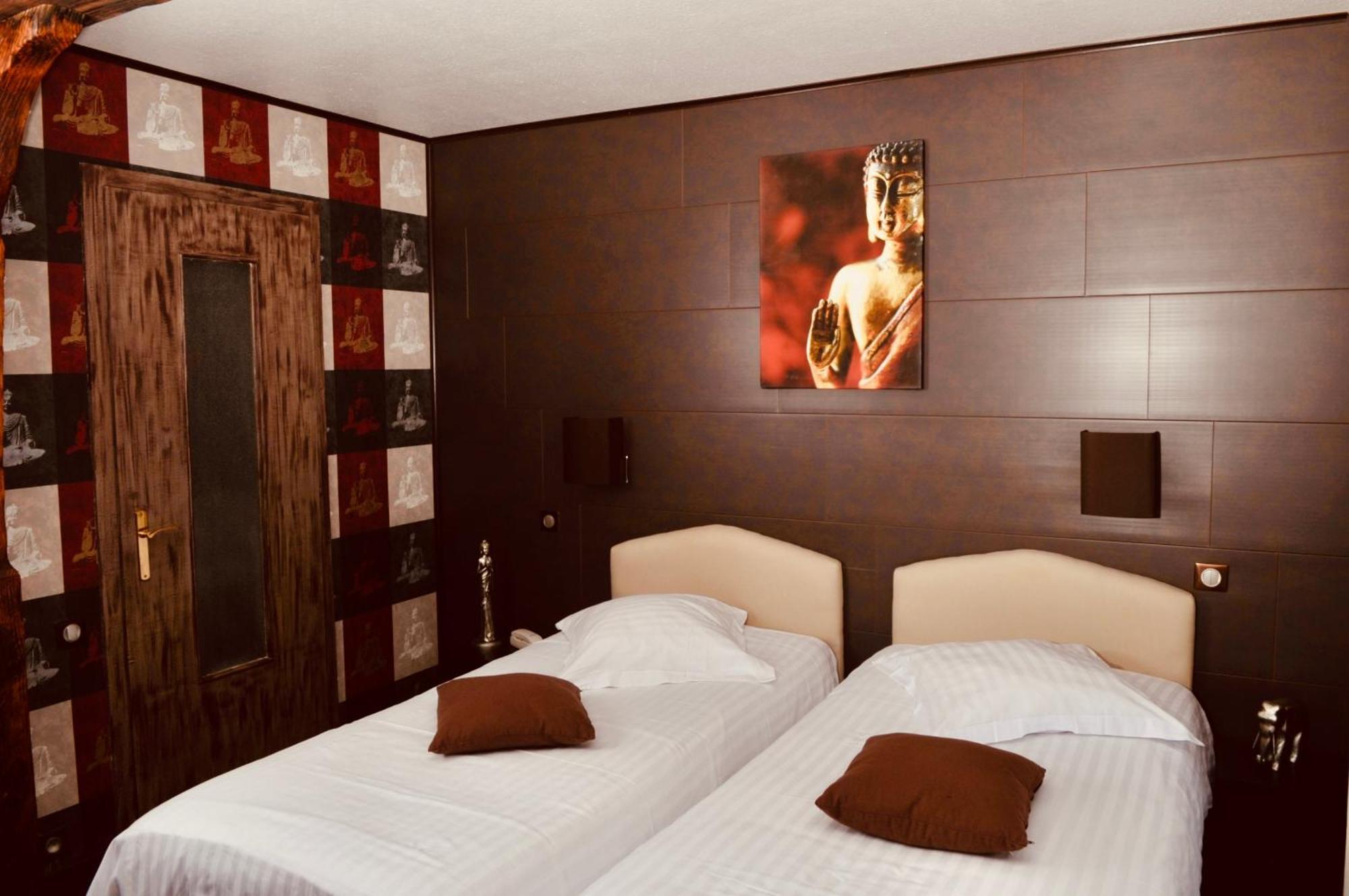Twin Room,1668046501:JPEG