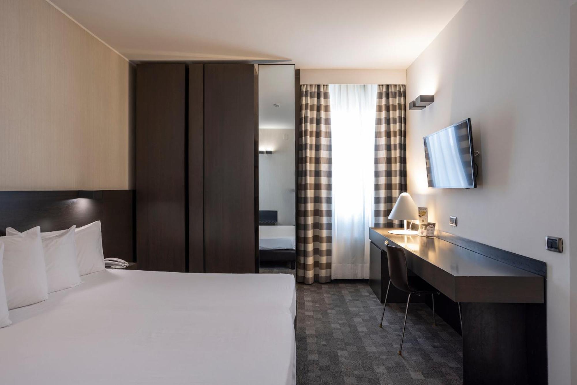 King Double or Twin Room
