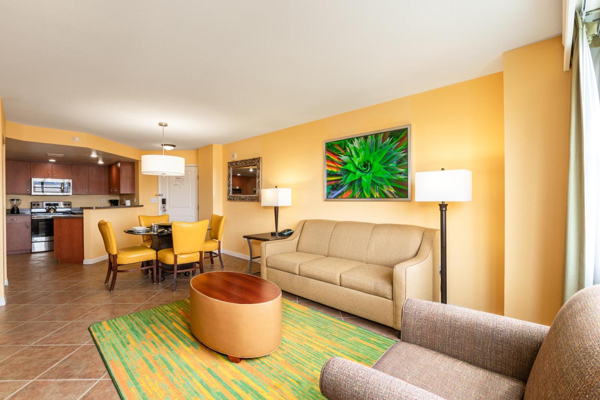 Deluxe King Room