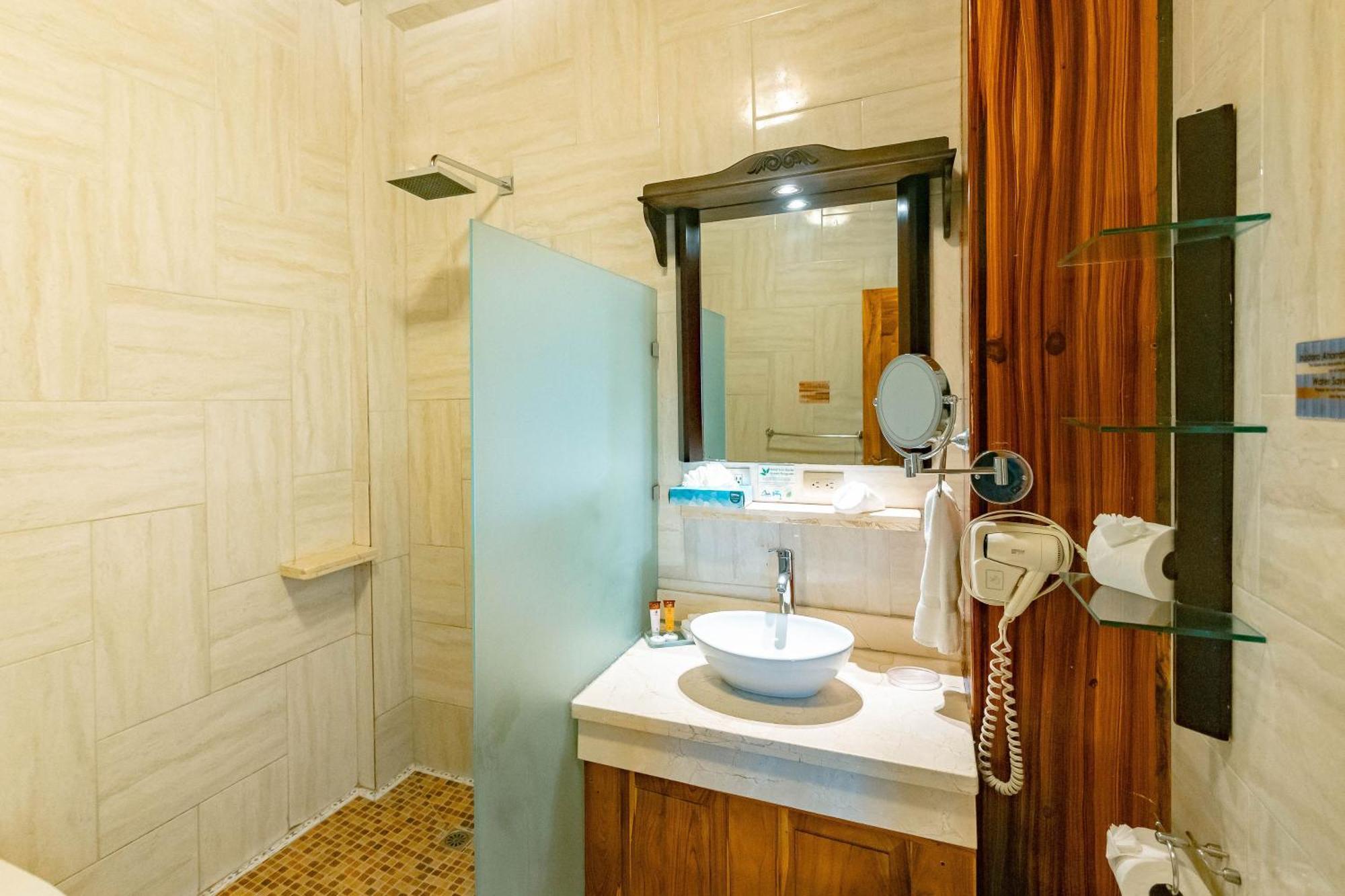 Deluxe Room Partial Ocean View