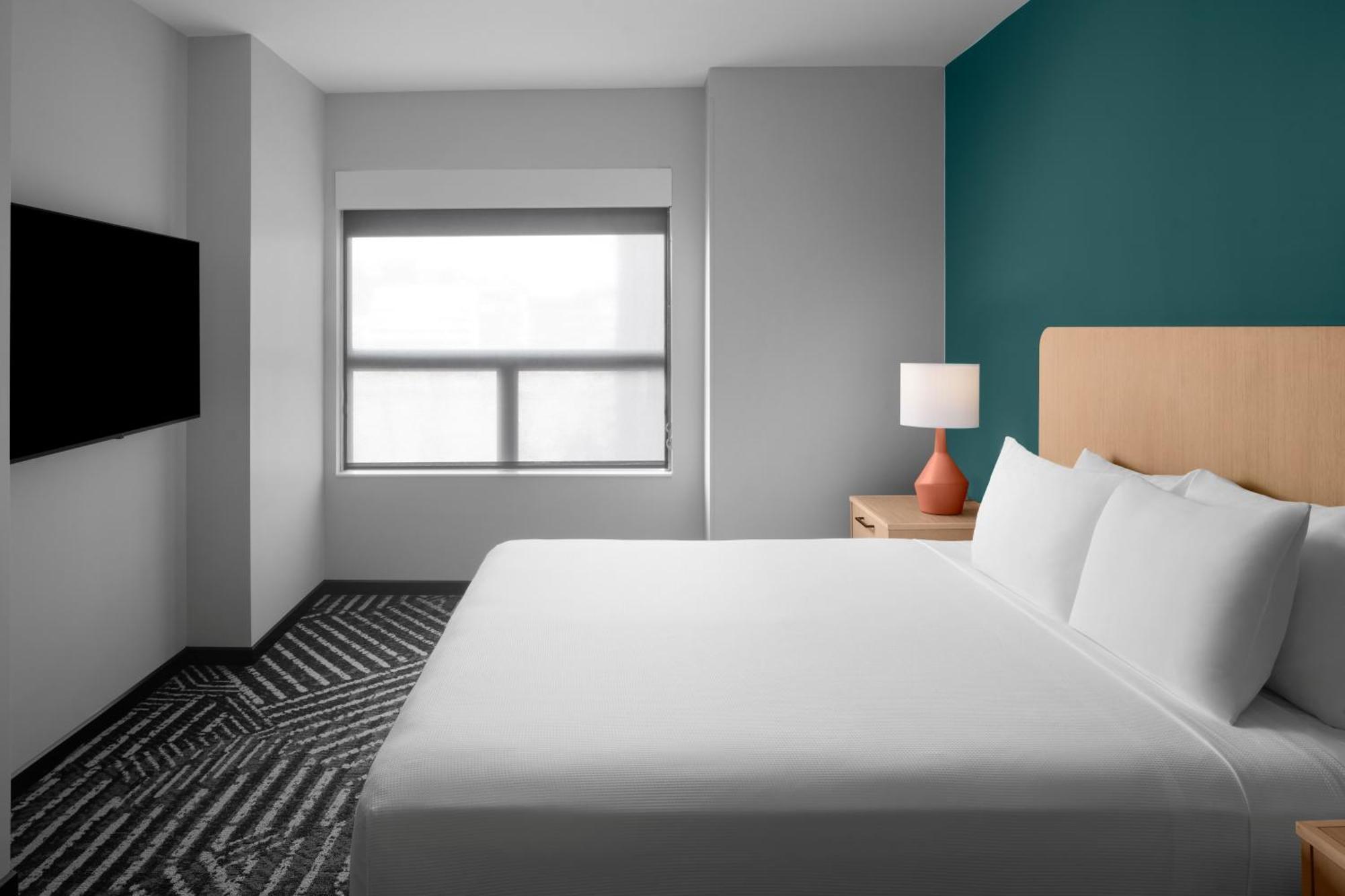 One-Bedroom King Suite Accessible Tub Disability Access