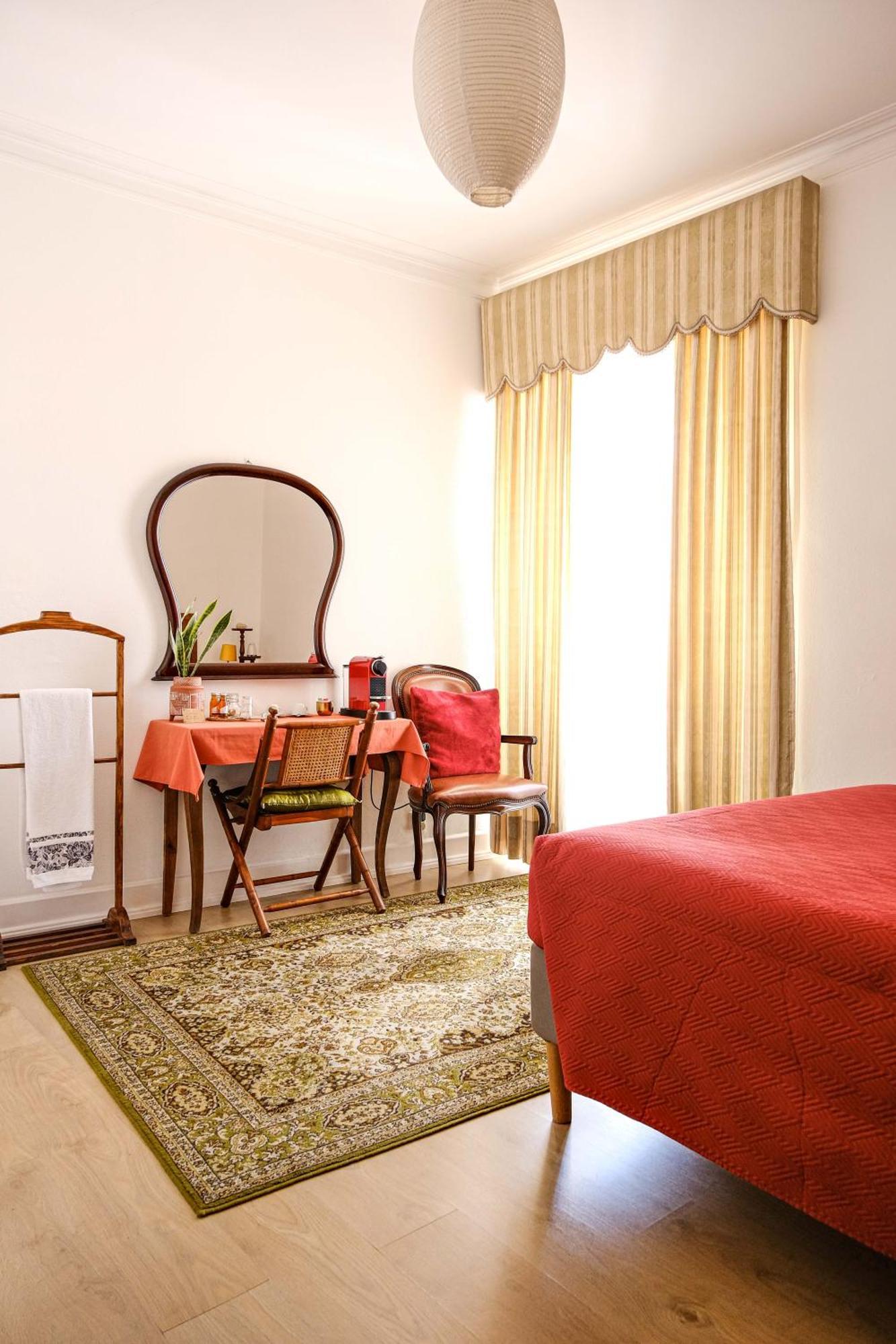 Double Room Private Bathroom