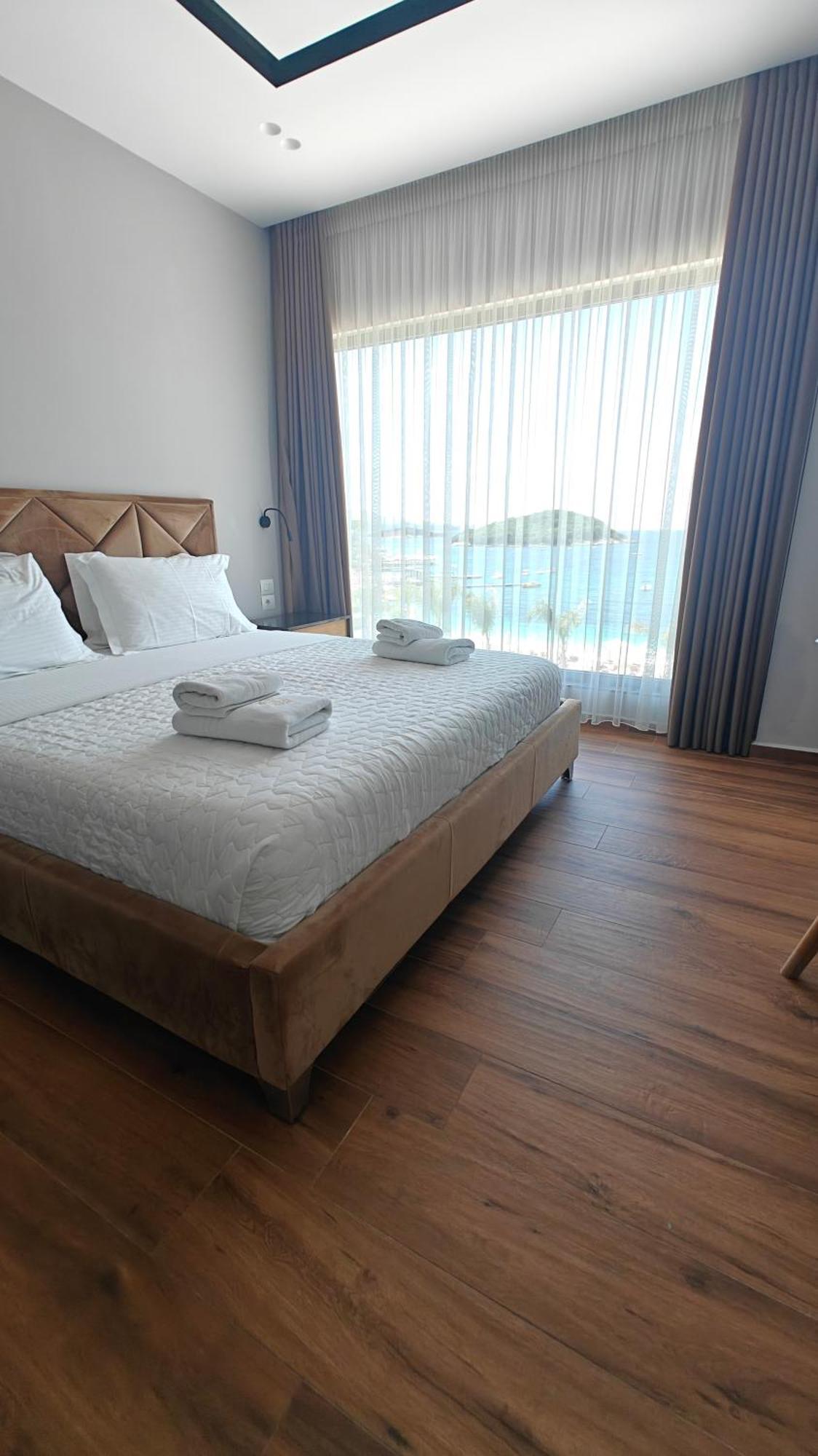 King Suite Sea View