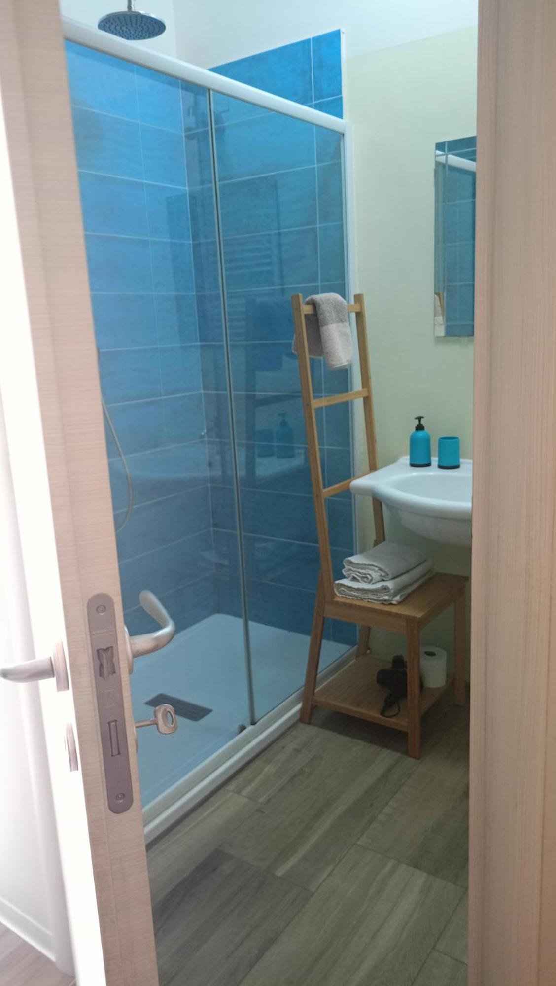 Double Room Private Bathroom