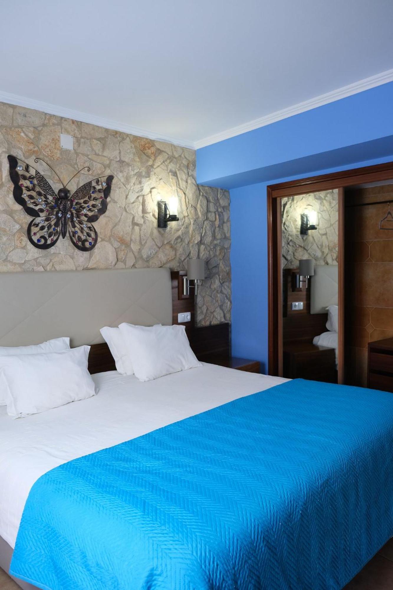 Premium Double Room Pool View