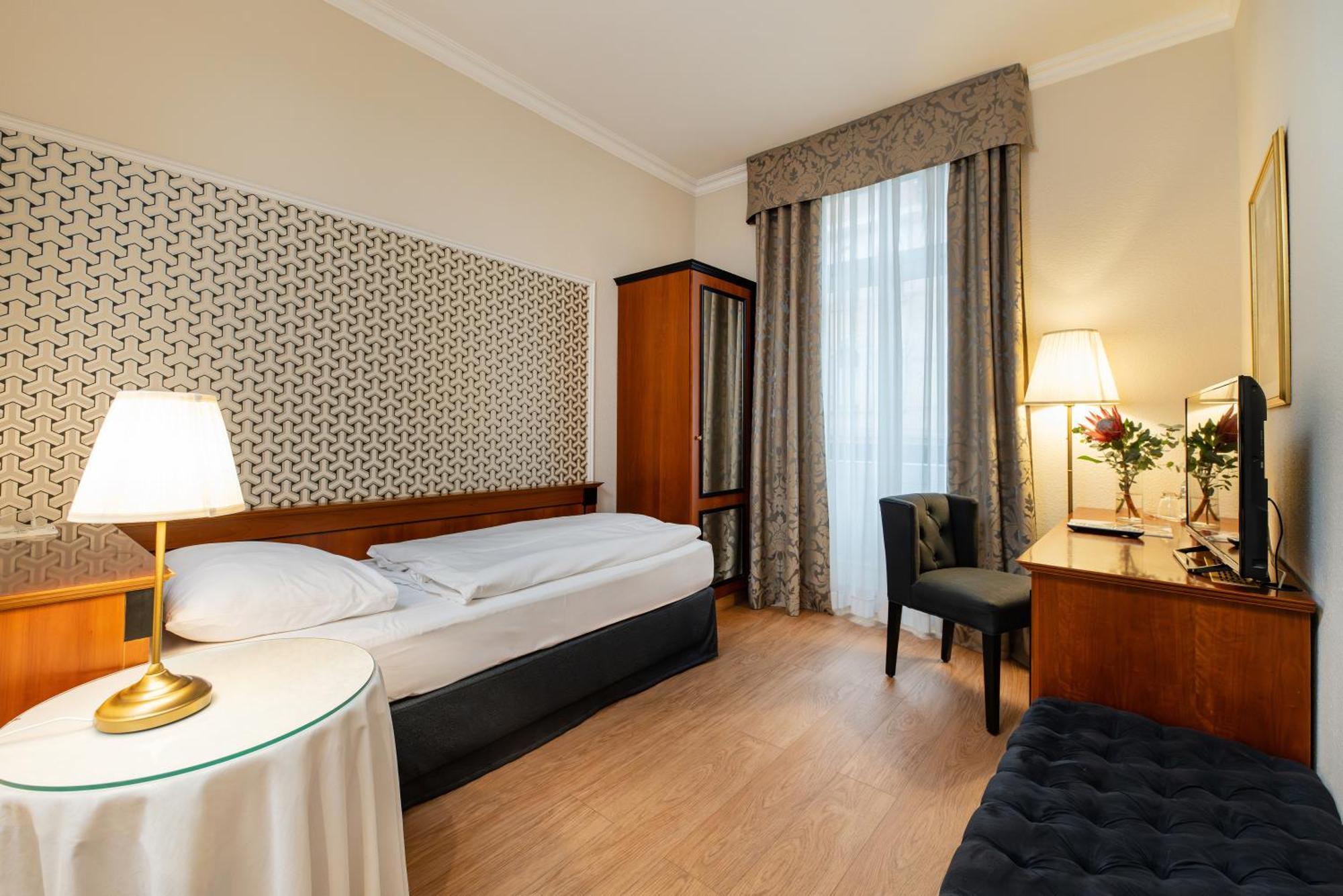 Standard Single Room