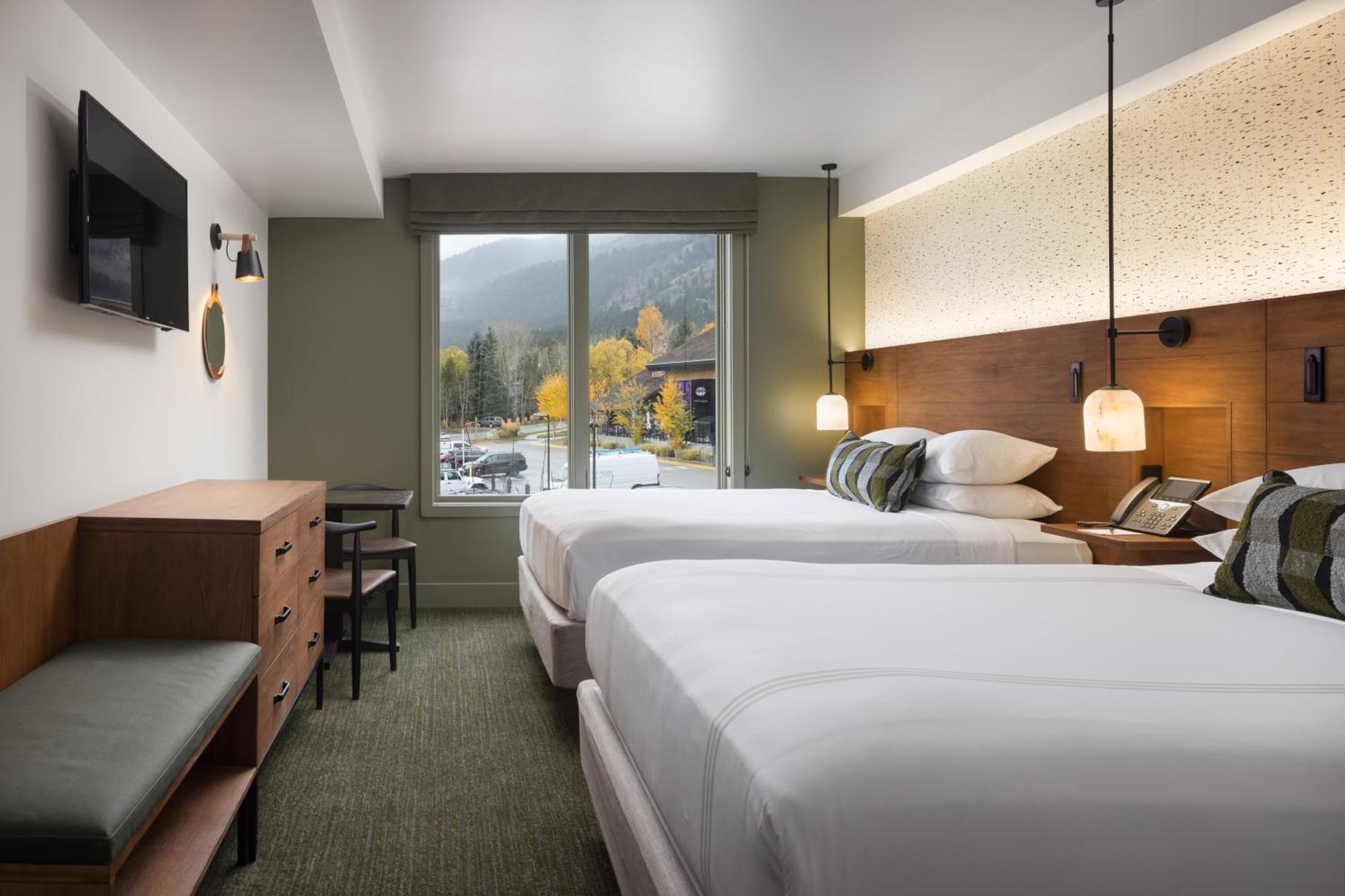 Queen Room Two Queen Beds