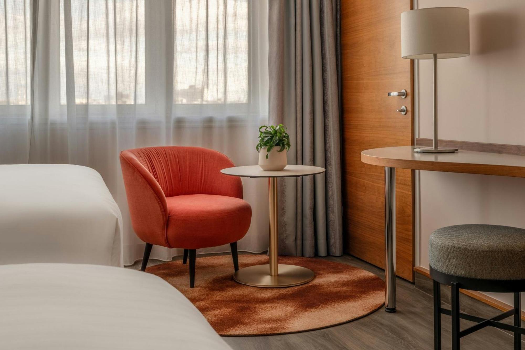Executive Double Room Two Double Beds M Club Lounge Access
