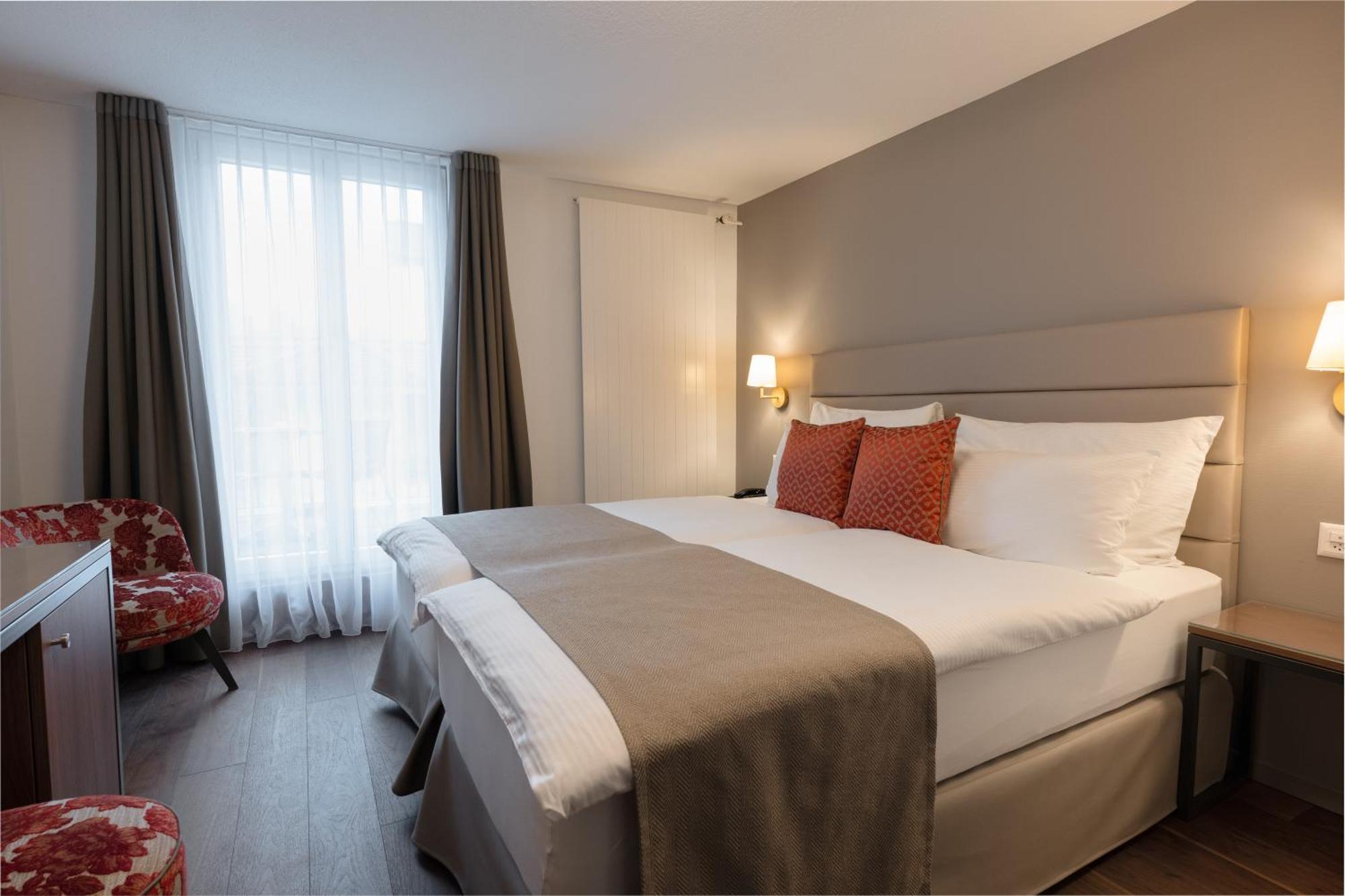 Double room city side 10m2
