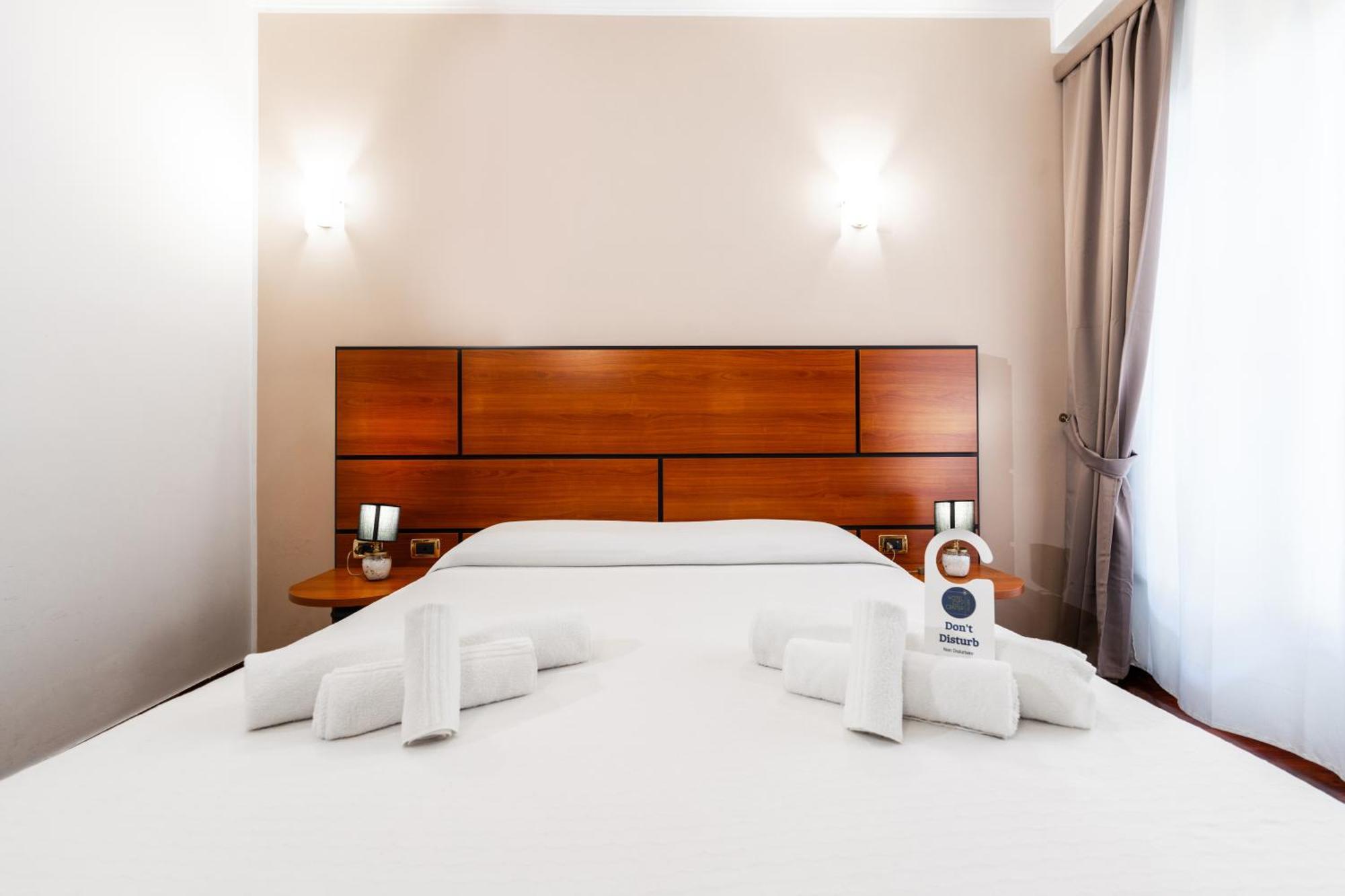 Double Room,1669025472:JPEG