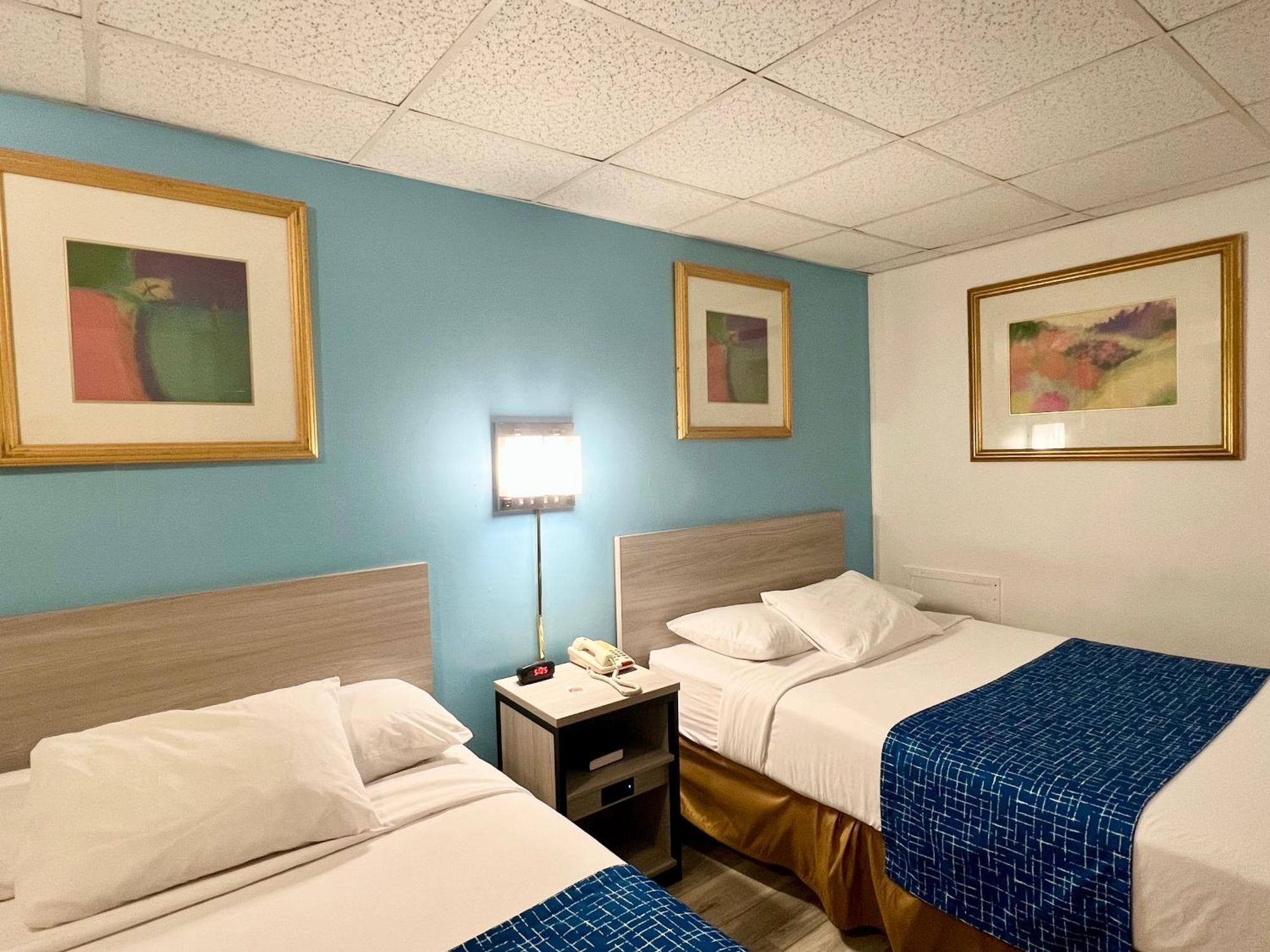 Standard Room Two Double Beds Non-Smoking