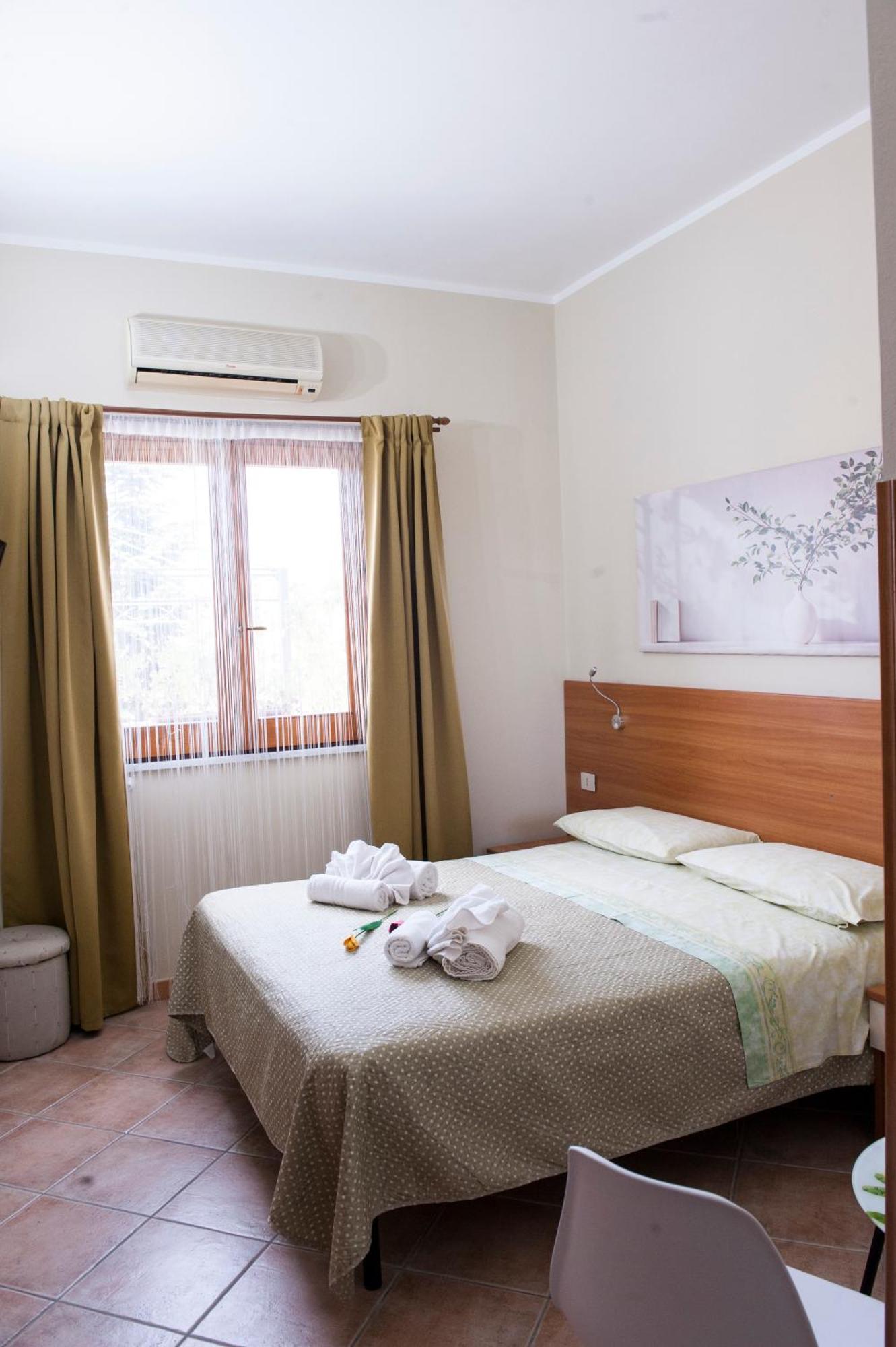 Double or Twin Room Bathroom