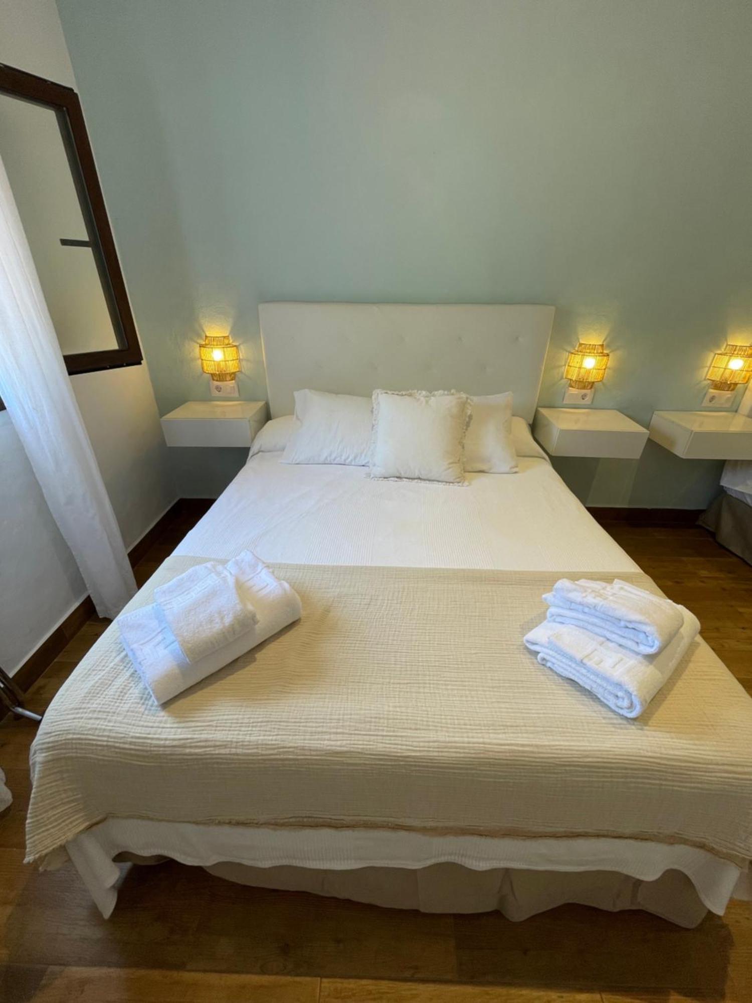 Quadruple Room Private Bathroom