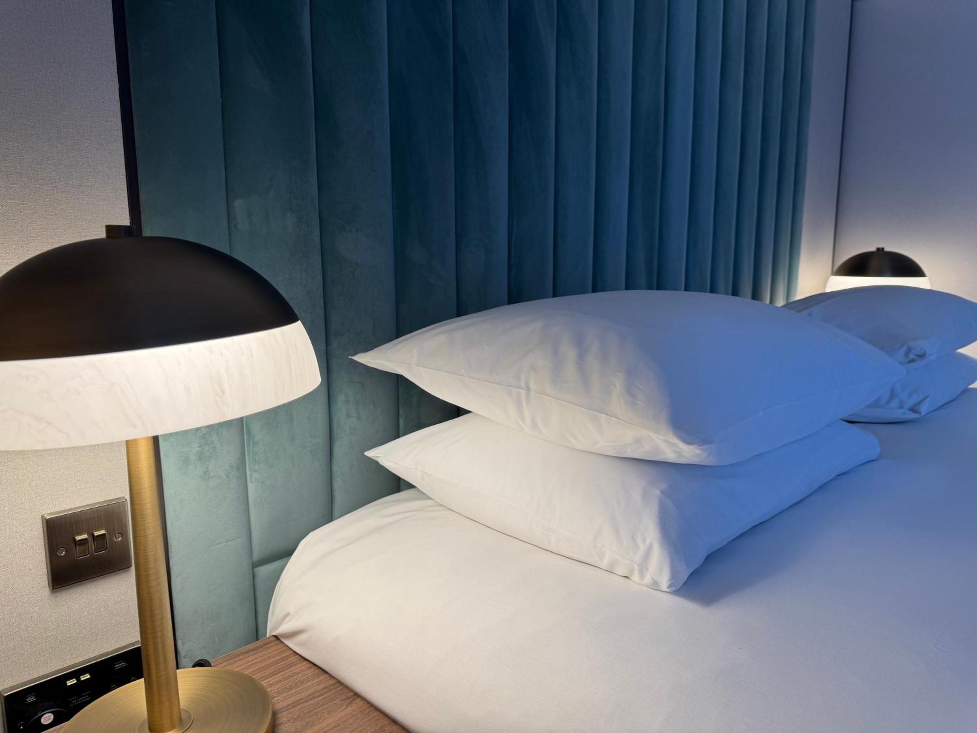 Supreme room