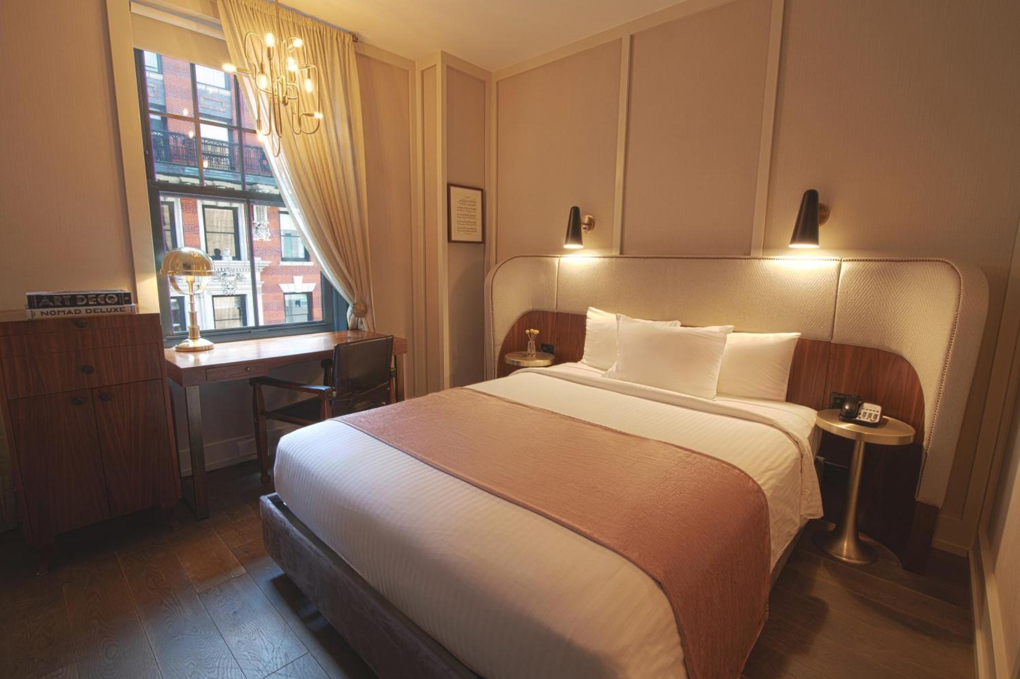 Superior Queen Room