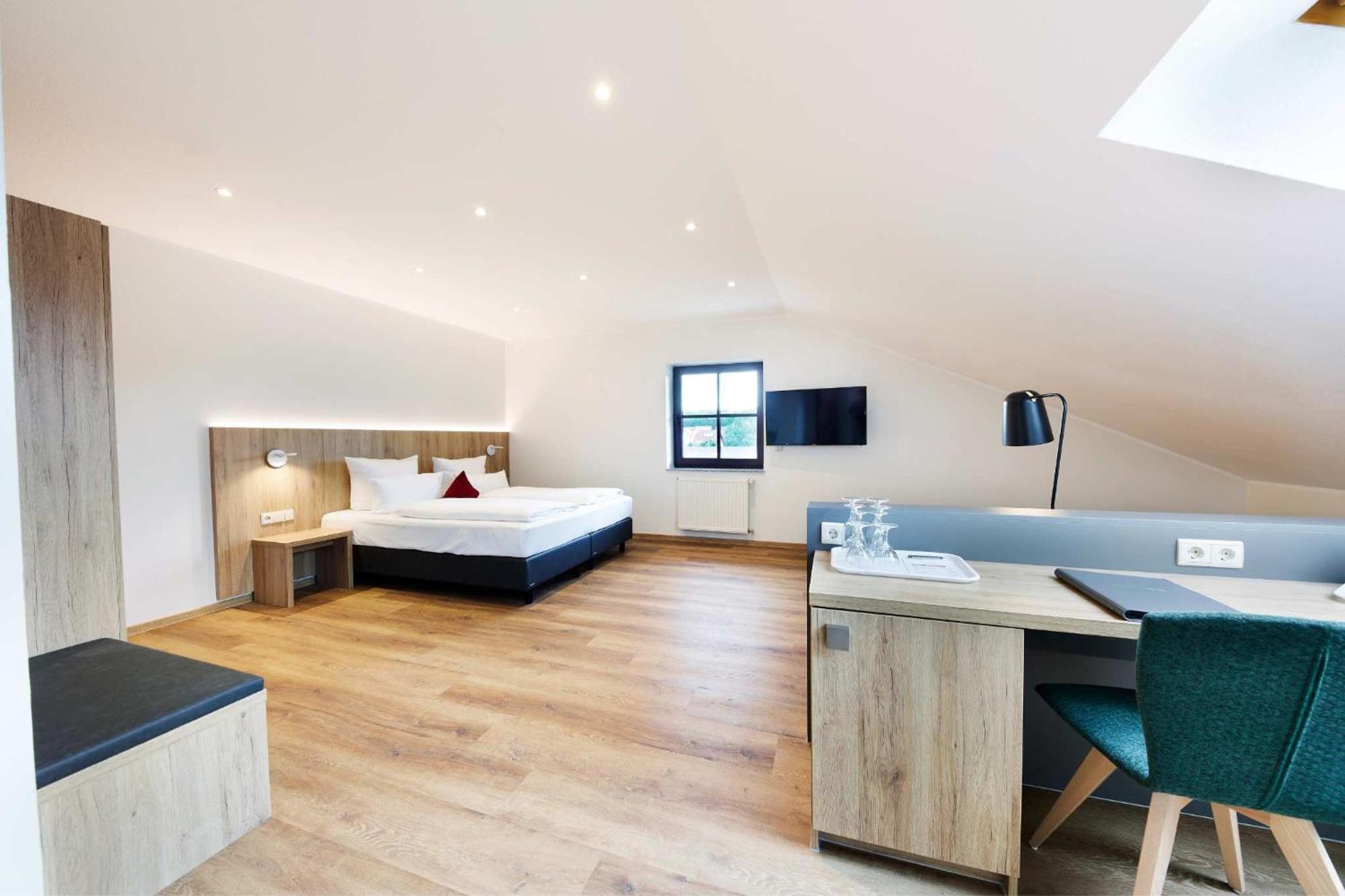 Large Double Room