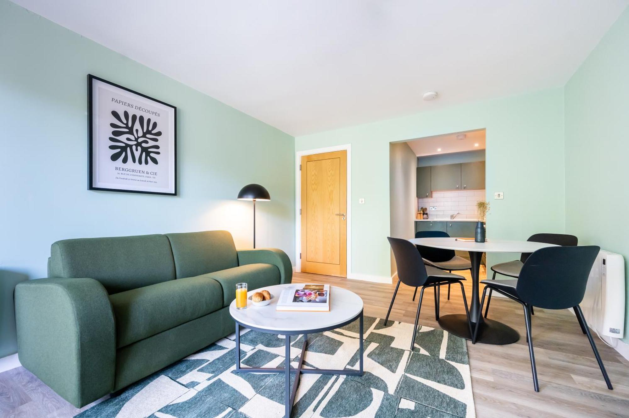 One-Bedroom Apartment