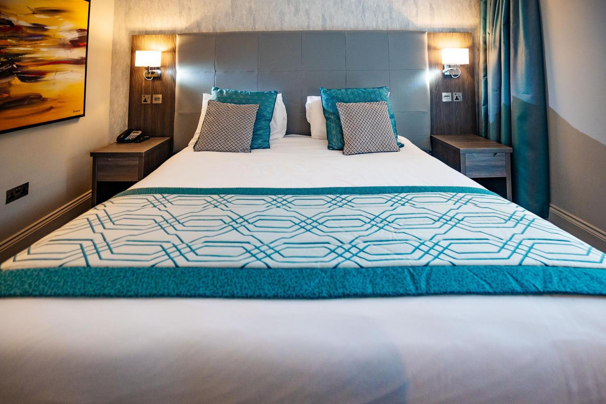 Superior Double or Twin Room,1669820192:JPEG