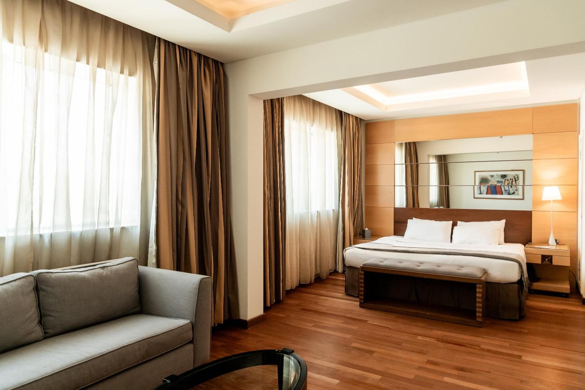 Junior Suite,1669827240:JPEG