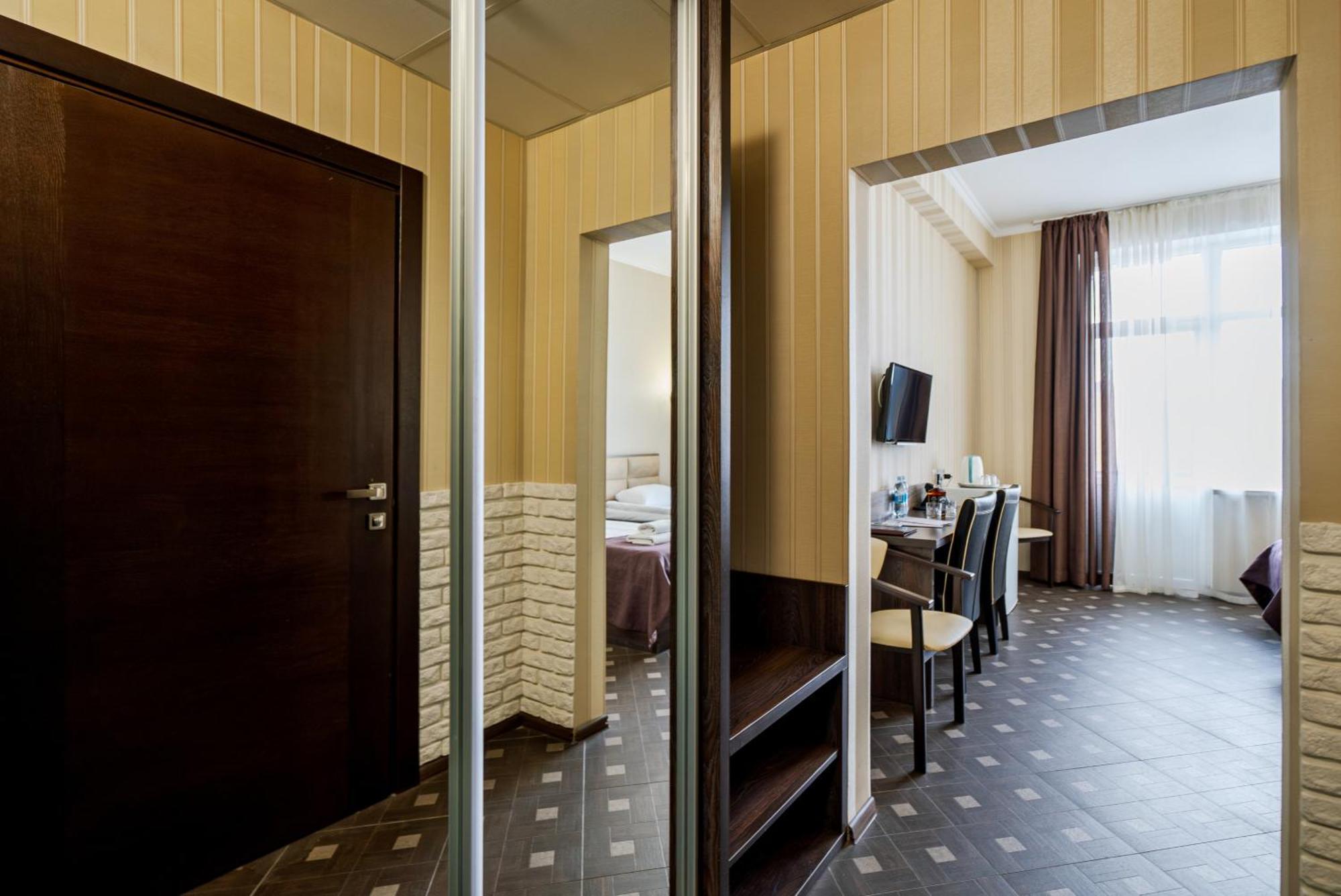 Superior Double Room Two Double Beds
