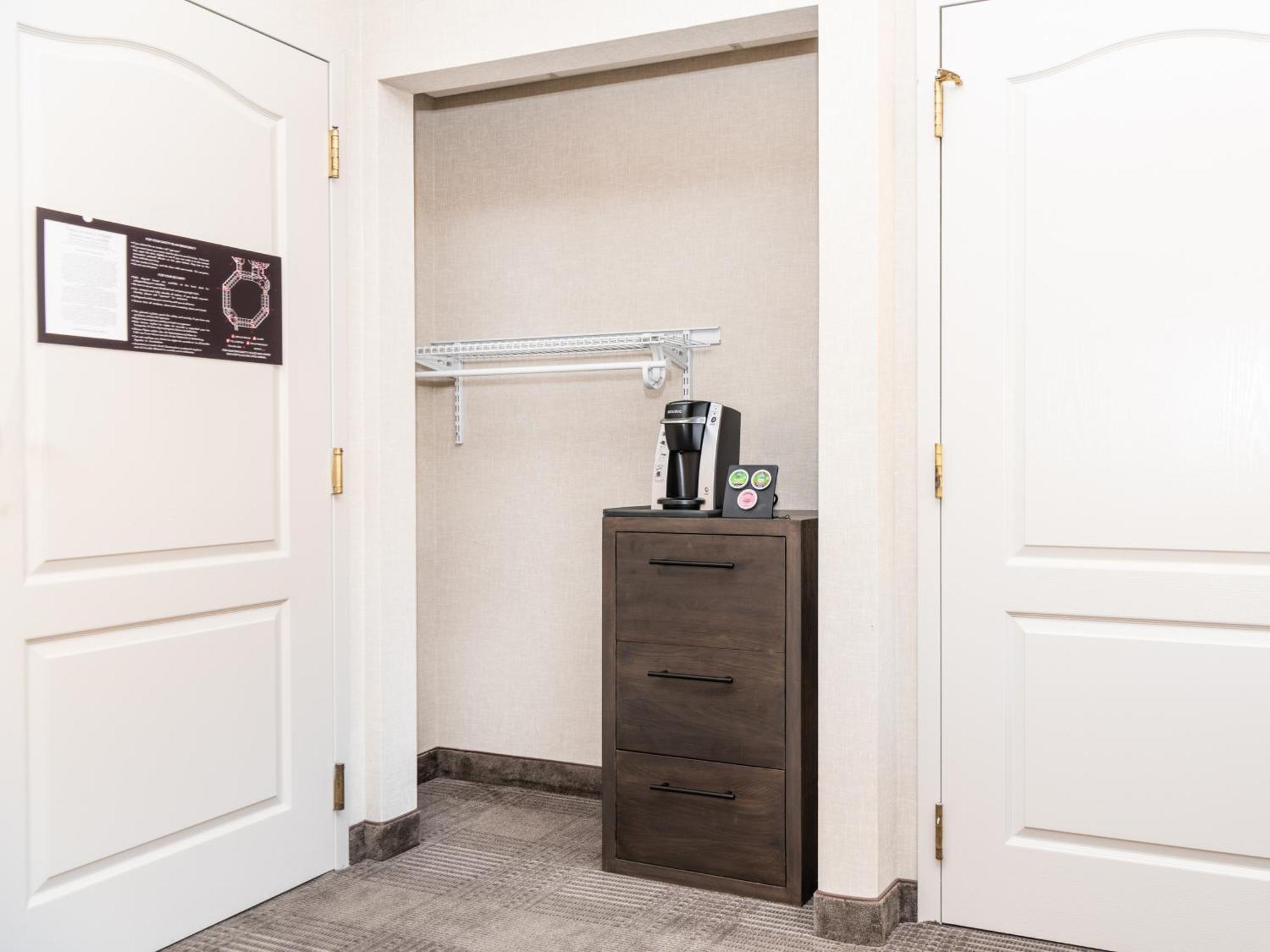 King Room Roll Shower Disability Access