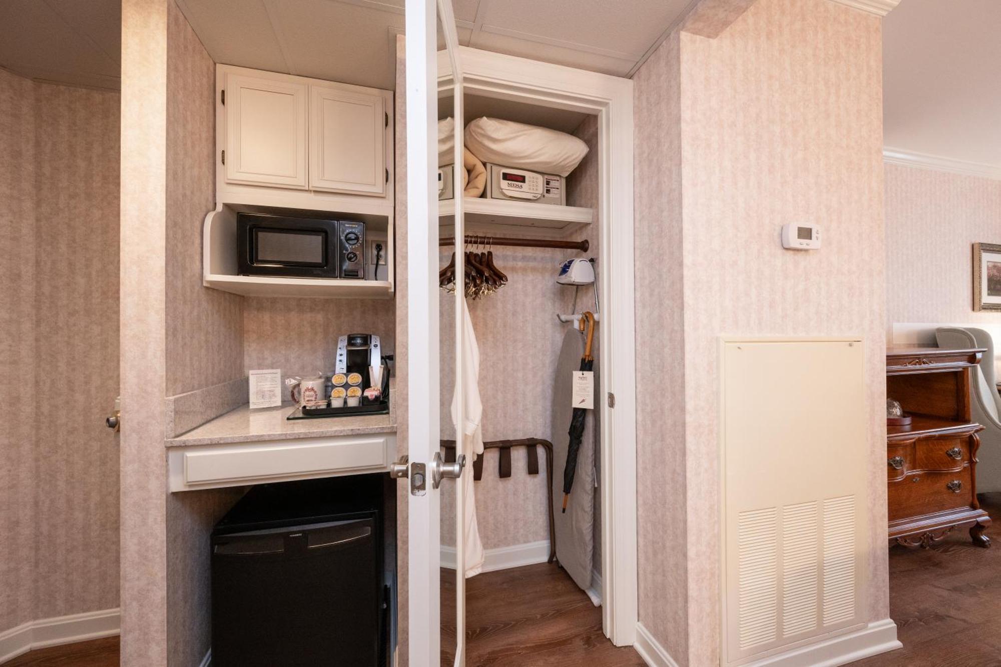 Standard Room Two Double Beds