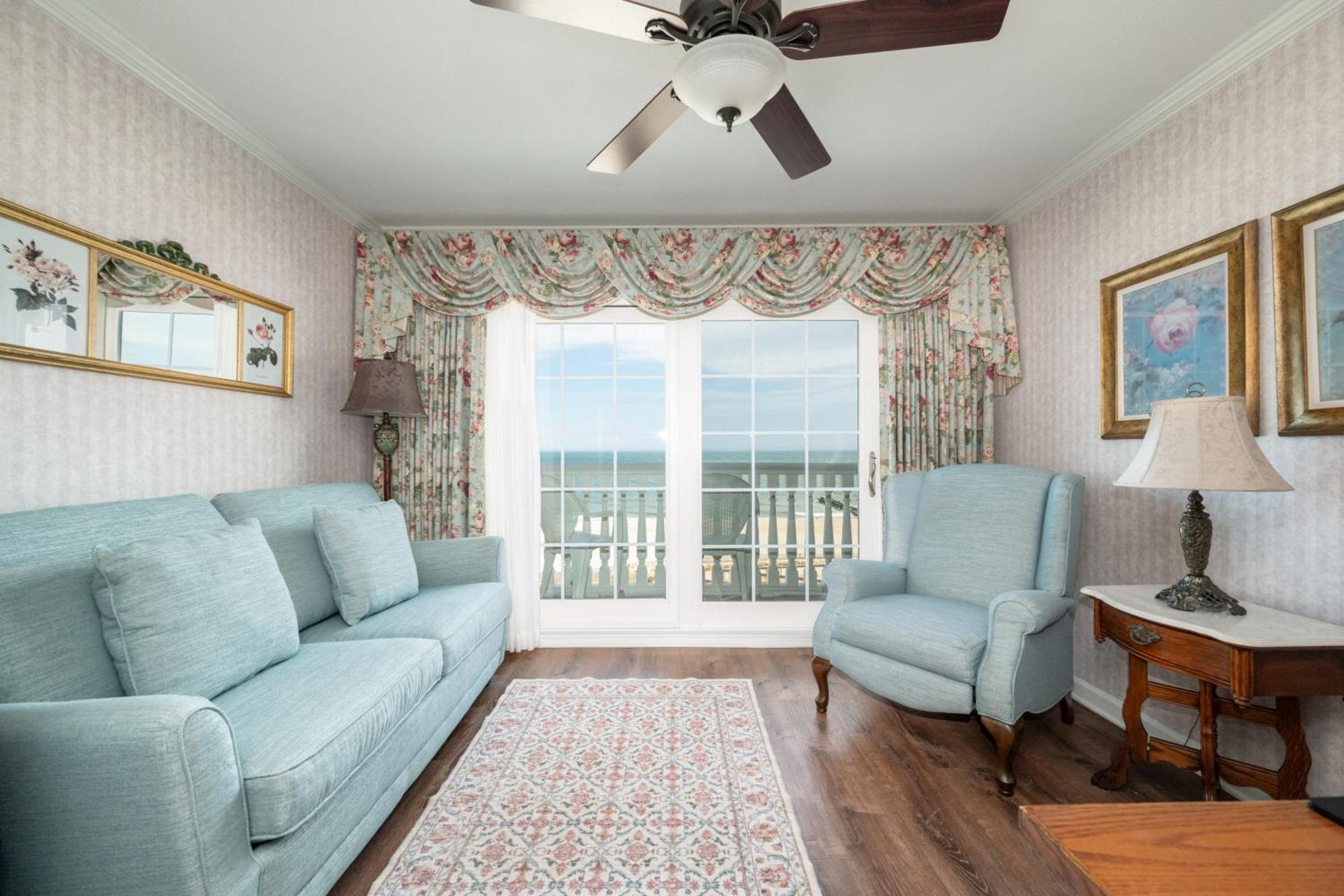 Ocean Front Suite with Two Queen Beds