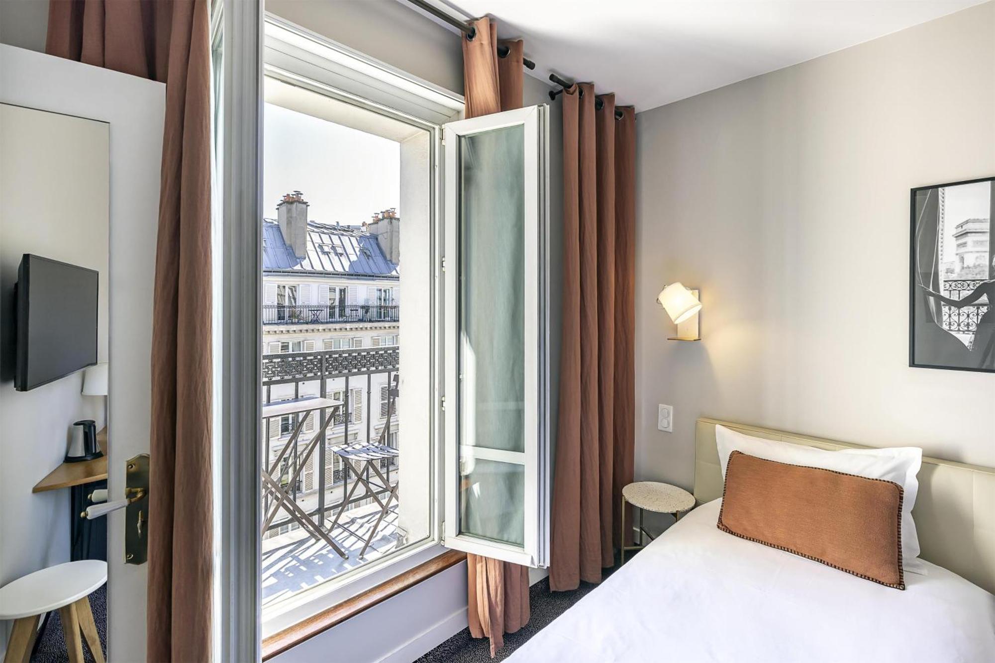 Comfort Twin Room