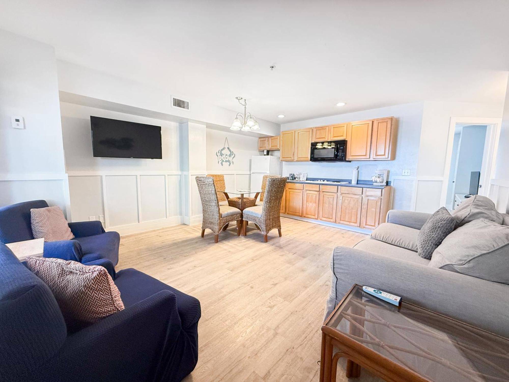 Deluxe One-Bedroom Suite