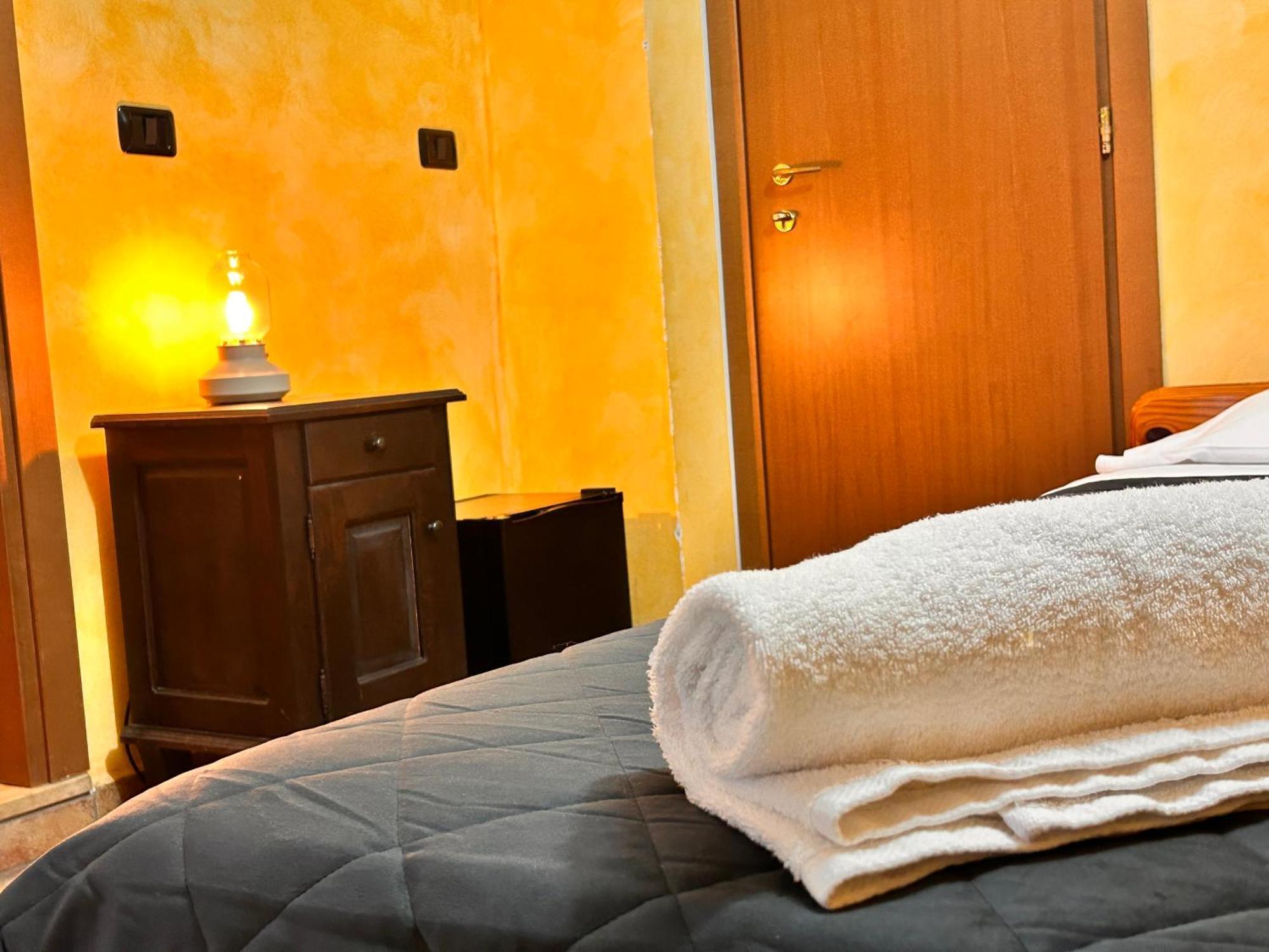 Single Room Bathroom