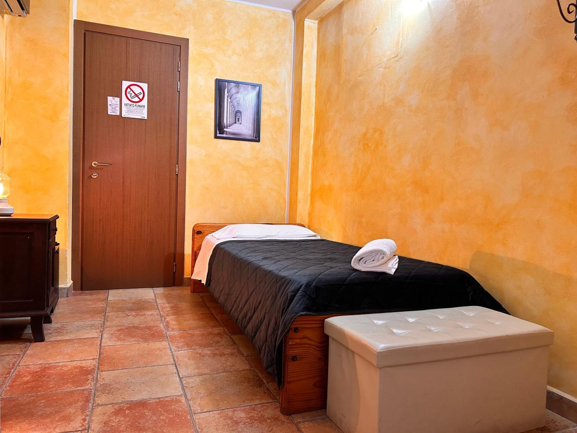 Single Room Bathroom