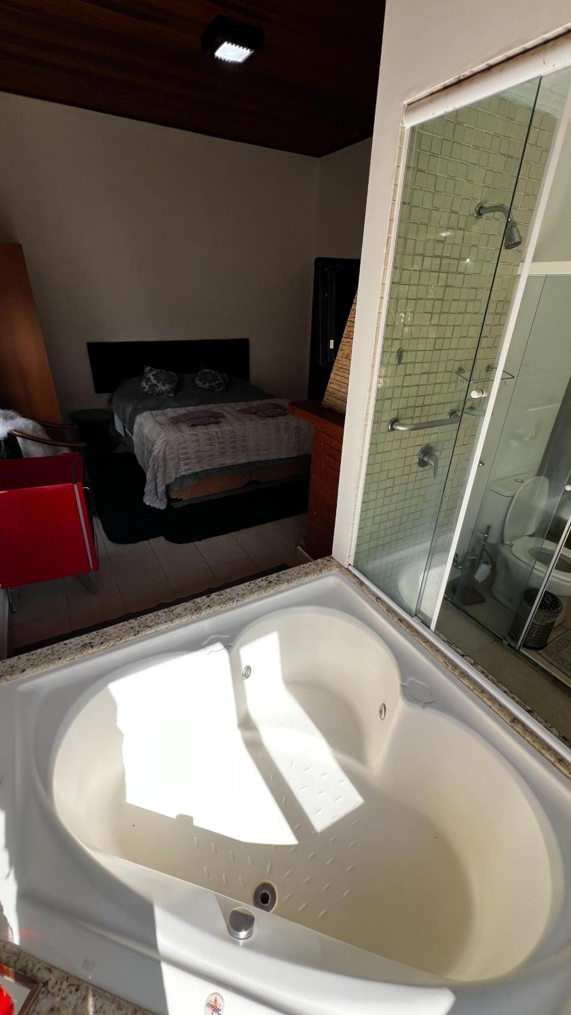 Deluxe Apartment Spa Bath